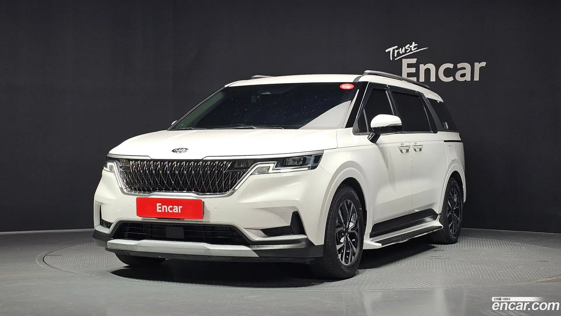 Main__Slider__Photo:Canival Kia 2021.7-0