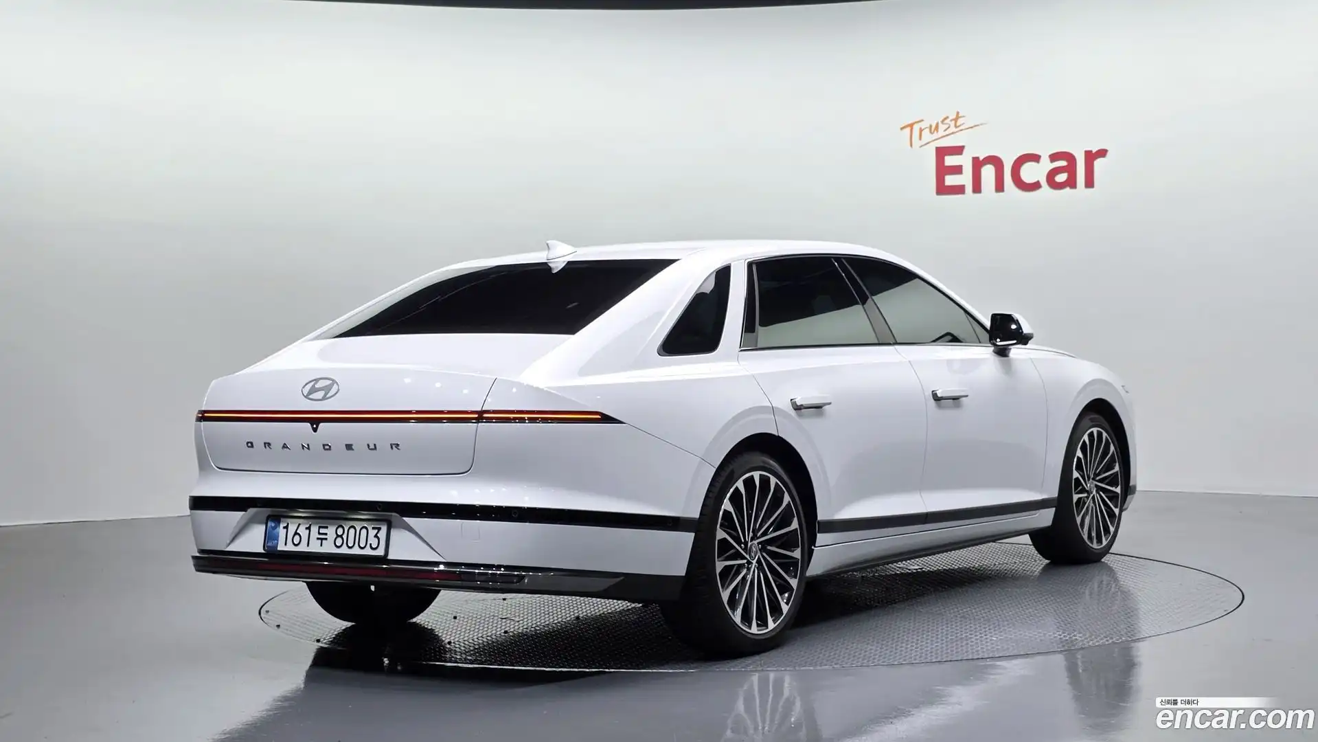 Grandeur Hyundai 2025.3-OUTER-002