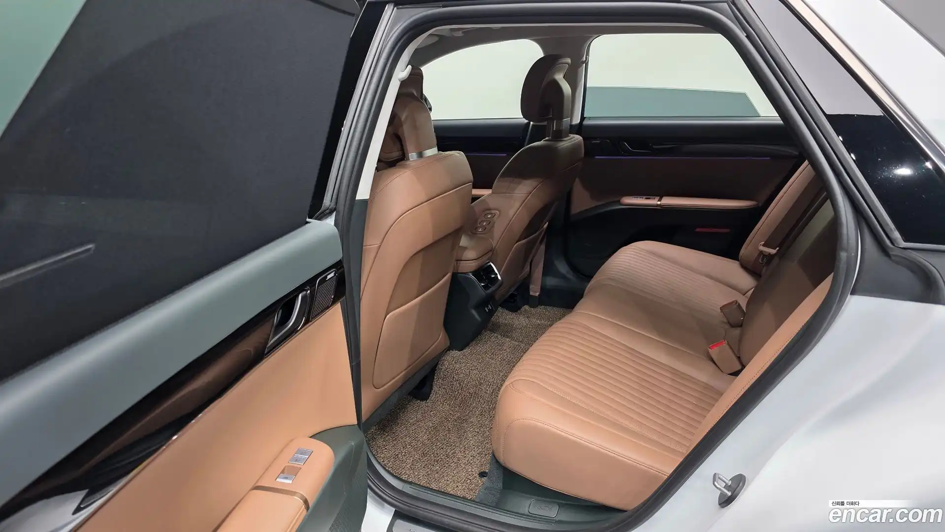 Grandeur Hyundai 2025.3-OPTION-016