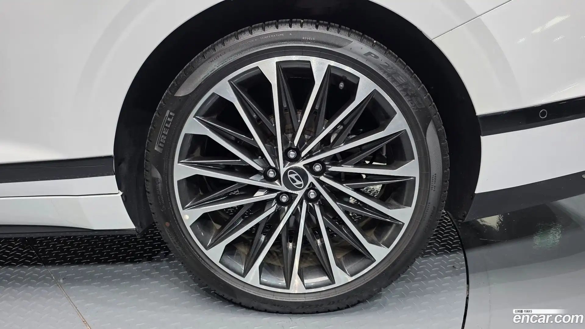 Grandeur Hyundai 2025.3-OUTER-031