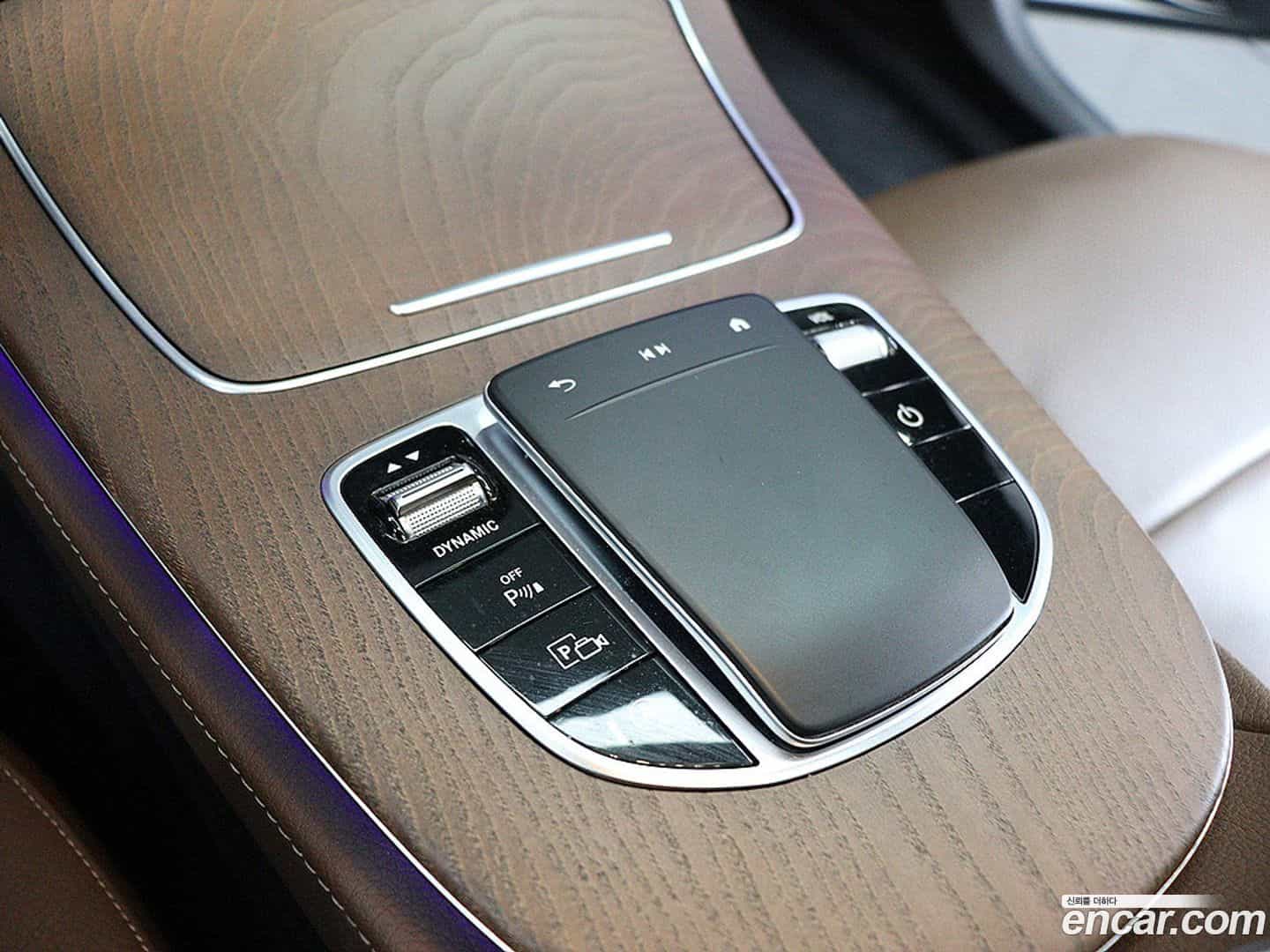 E-Class Mercedes-Benz 2021.3-INNER-009