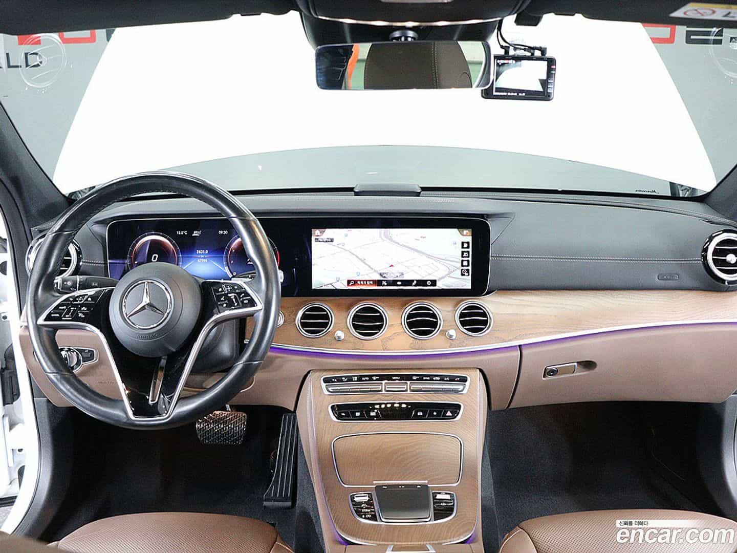 E-Class Mercedes-Benz 2021.3-OPTION-017
