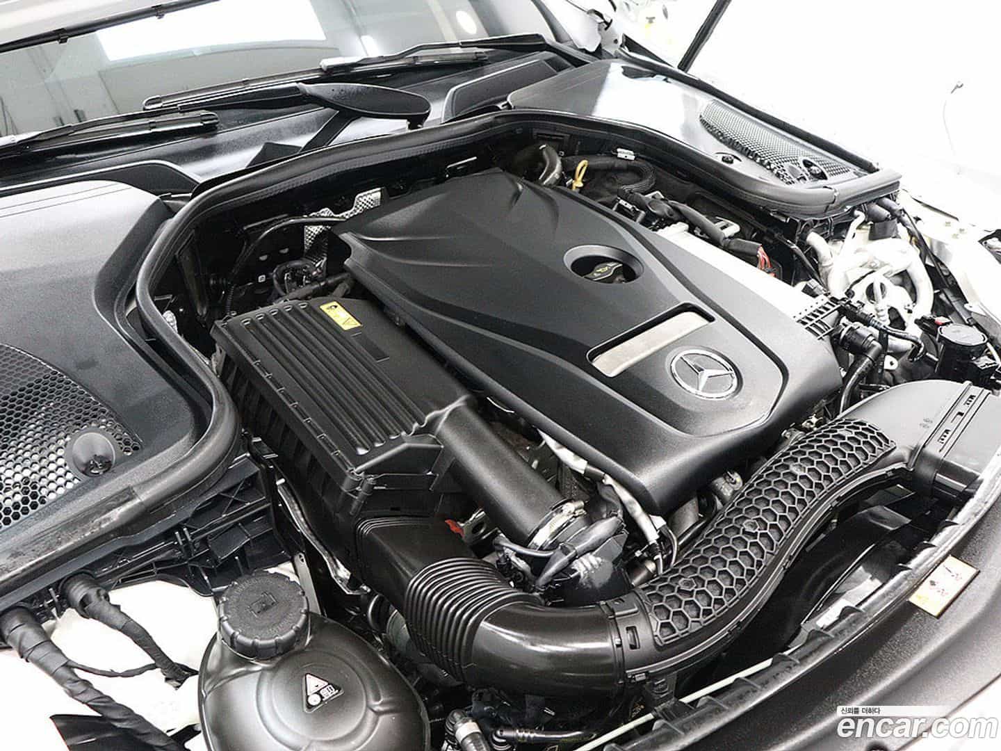 E-Class Mercedes-Benz 2021.3-OPTION-023
