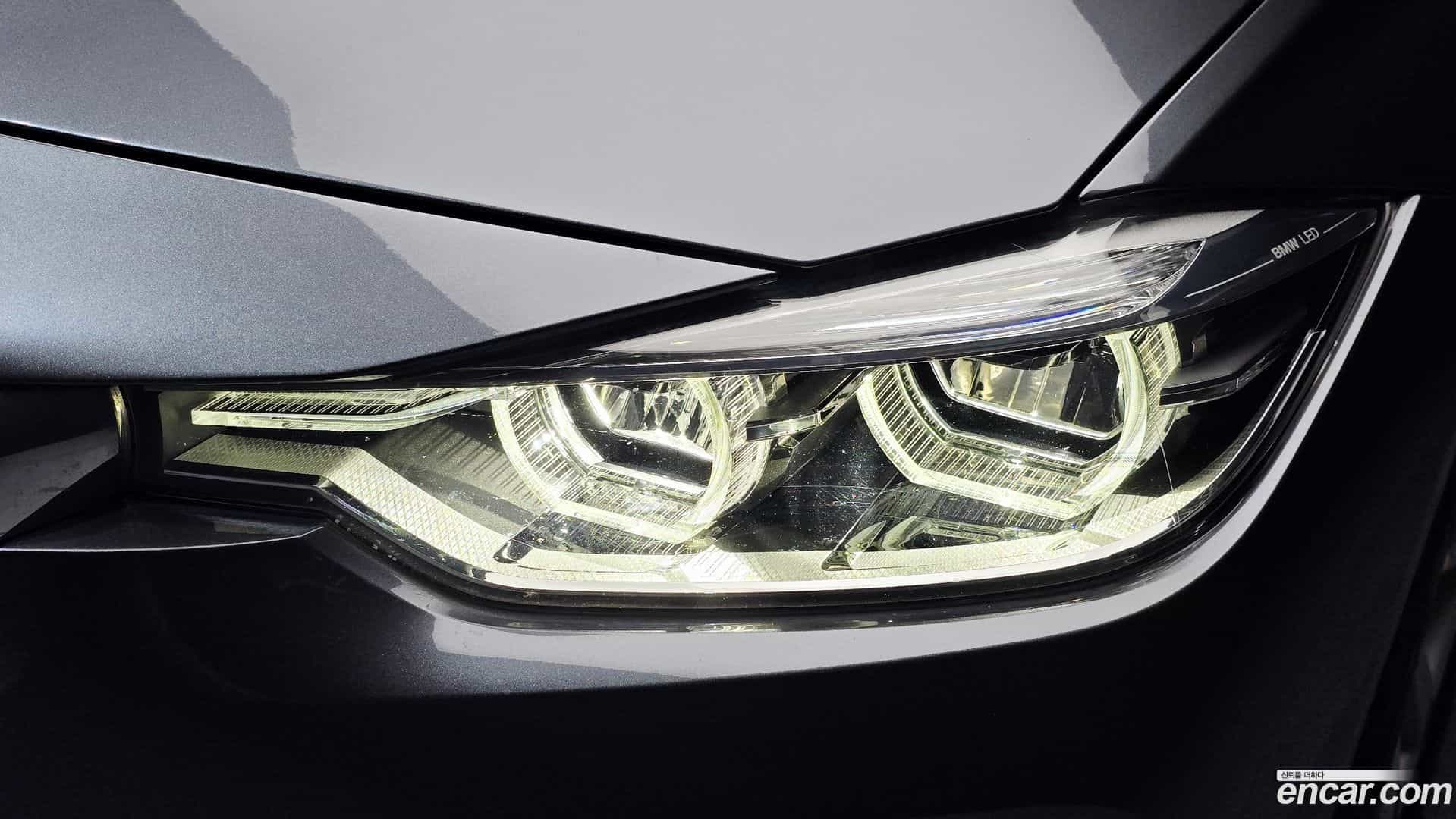 3-Series BMW 2018.11-OUTER-032