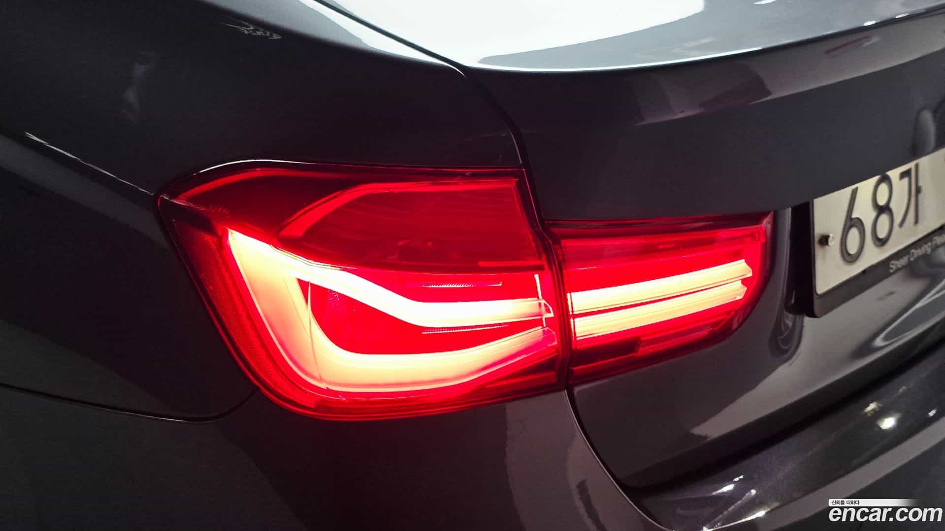3-Series BMW 2018.11-OUTER-033