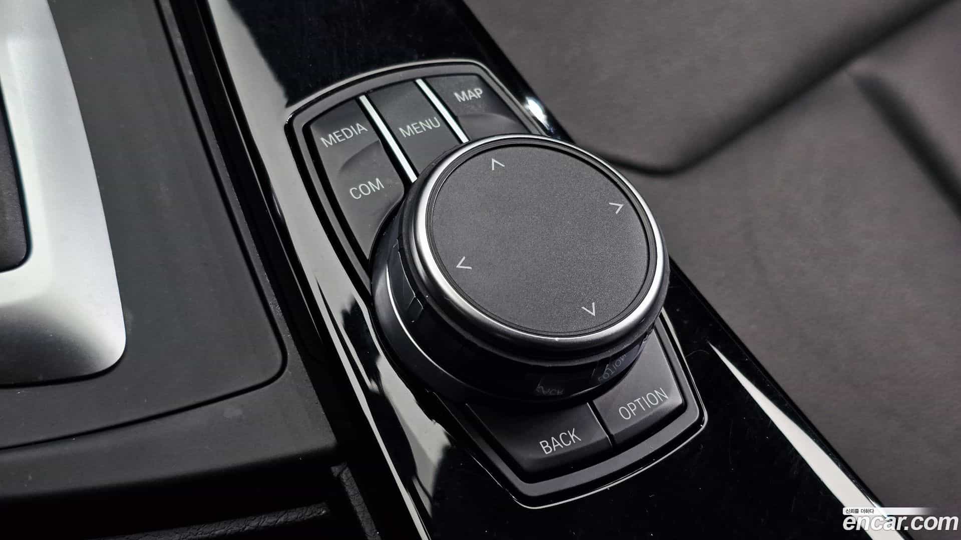 3-Series BMW 2018.11-OPTION-043