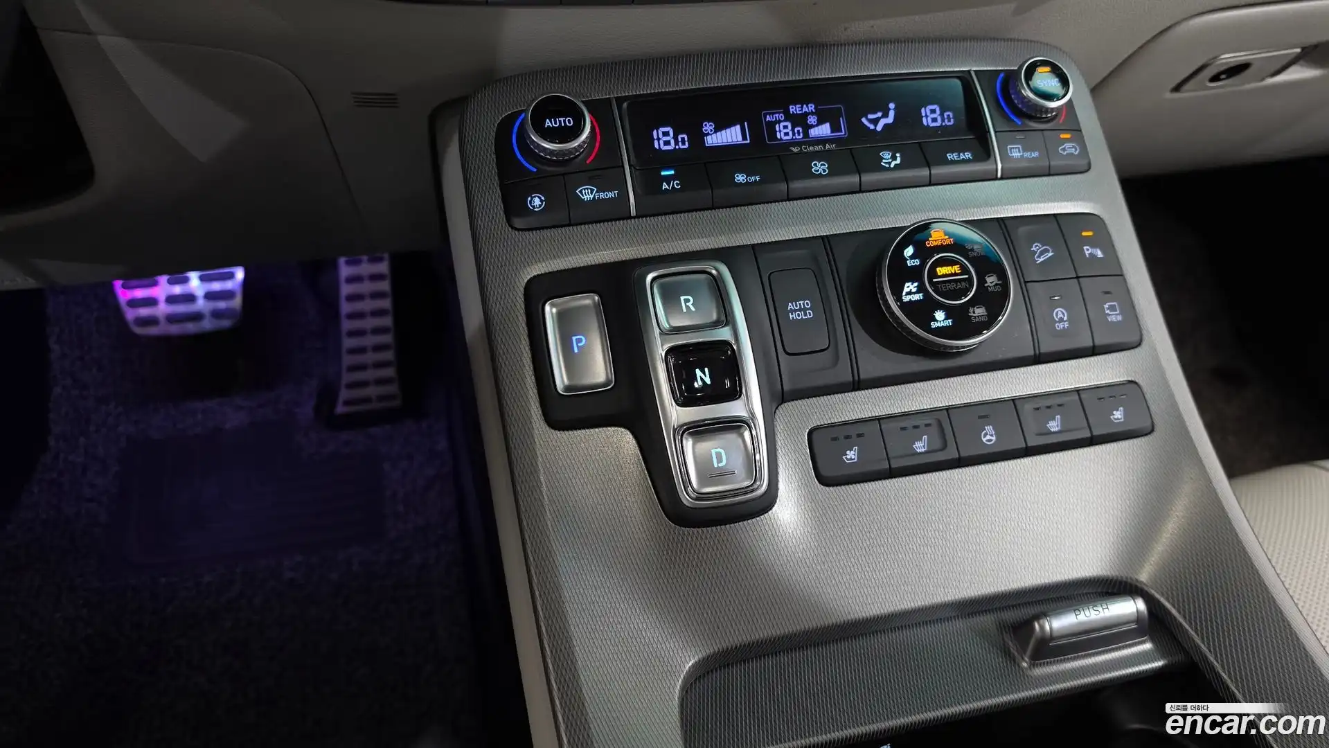Palisade Hyundai 2019.9-INNER-009