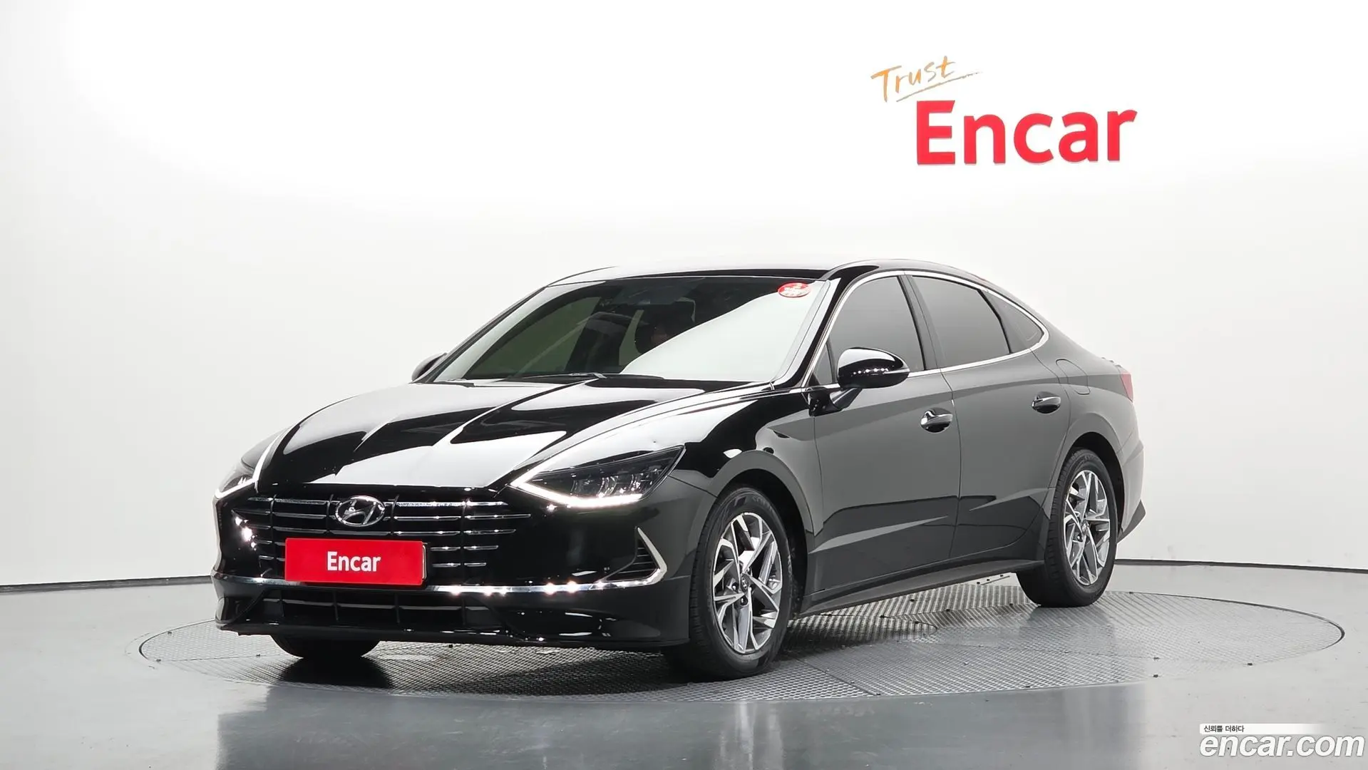 Main__Slider__Photo:Sonata Hyundai 2019.6-0