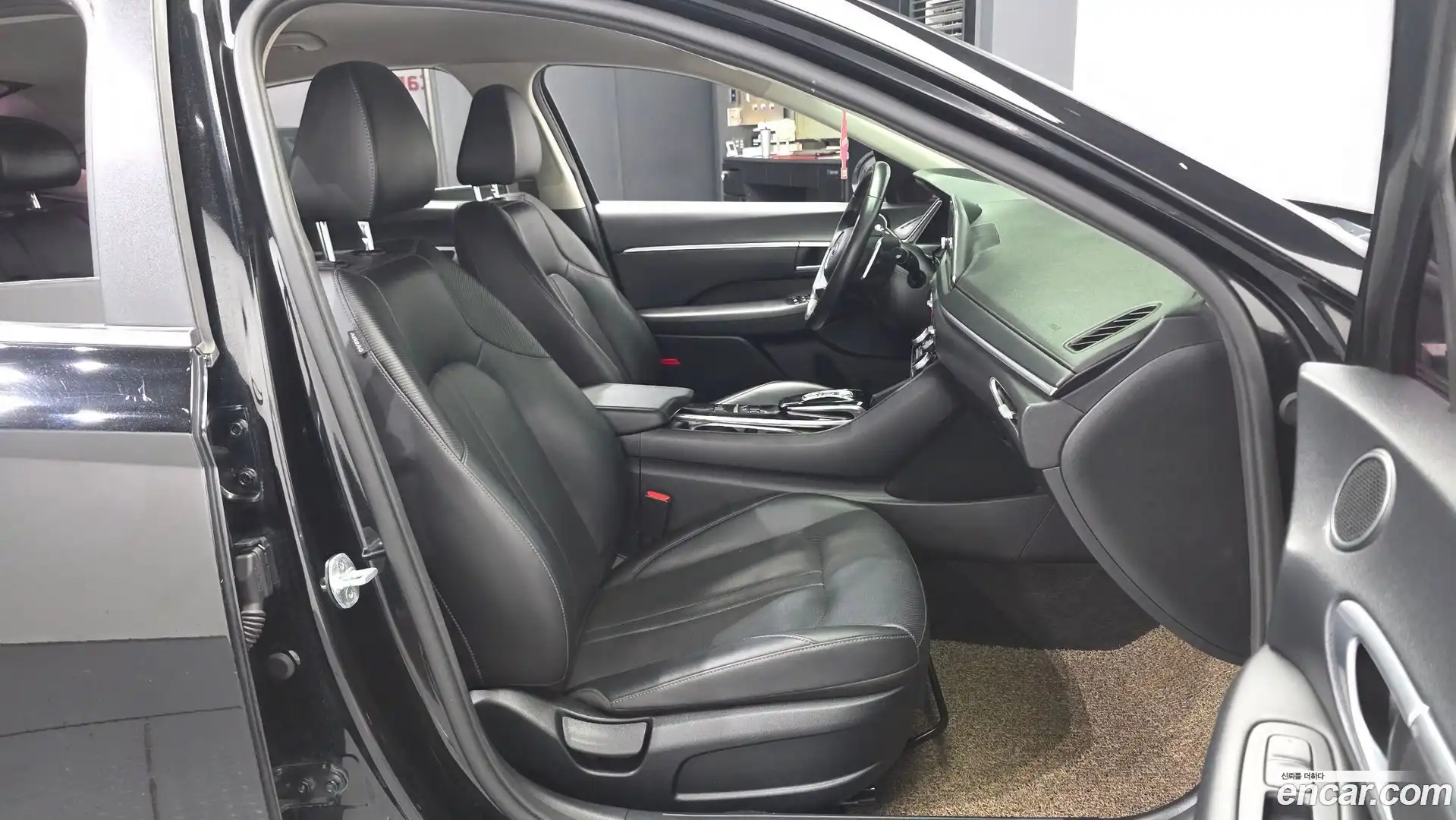 Sonata Hyundai 2019.6-OPTION-015