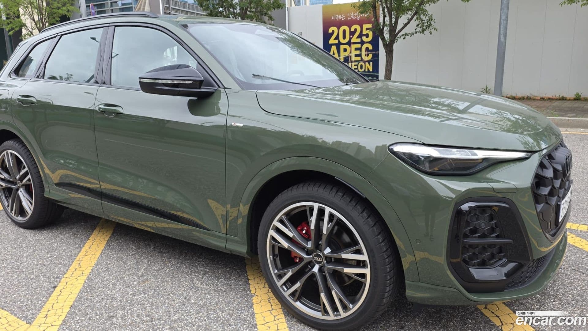 Main__Slider__Photo:Q5 Audi 2025.11-0