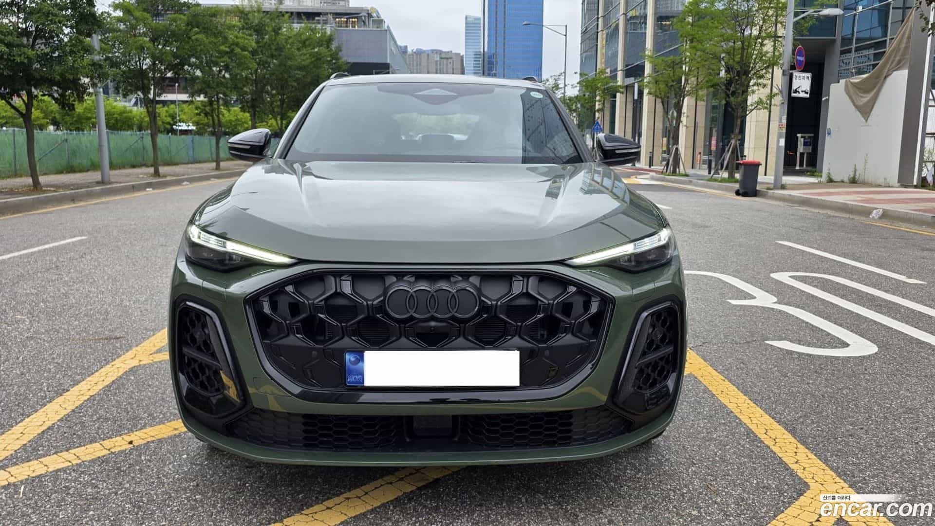 Q5 Audi 2025.11-OUTER-003