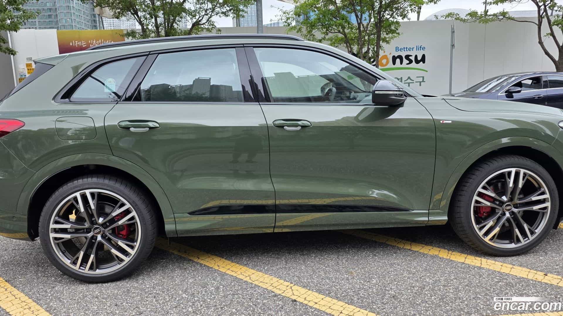 Q5 Audi 2025.11-OUTER-005