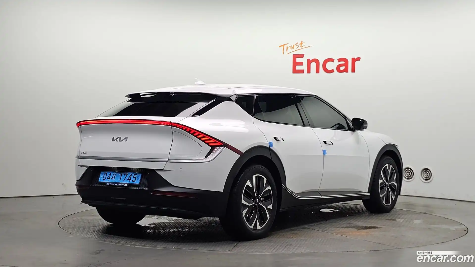 EV6 Kia 2023.10-OUTER-002