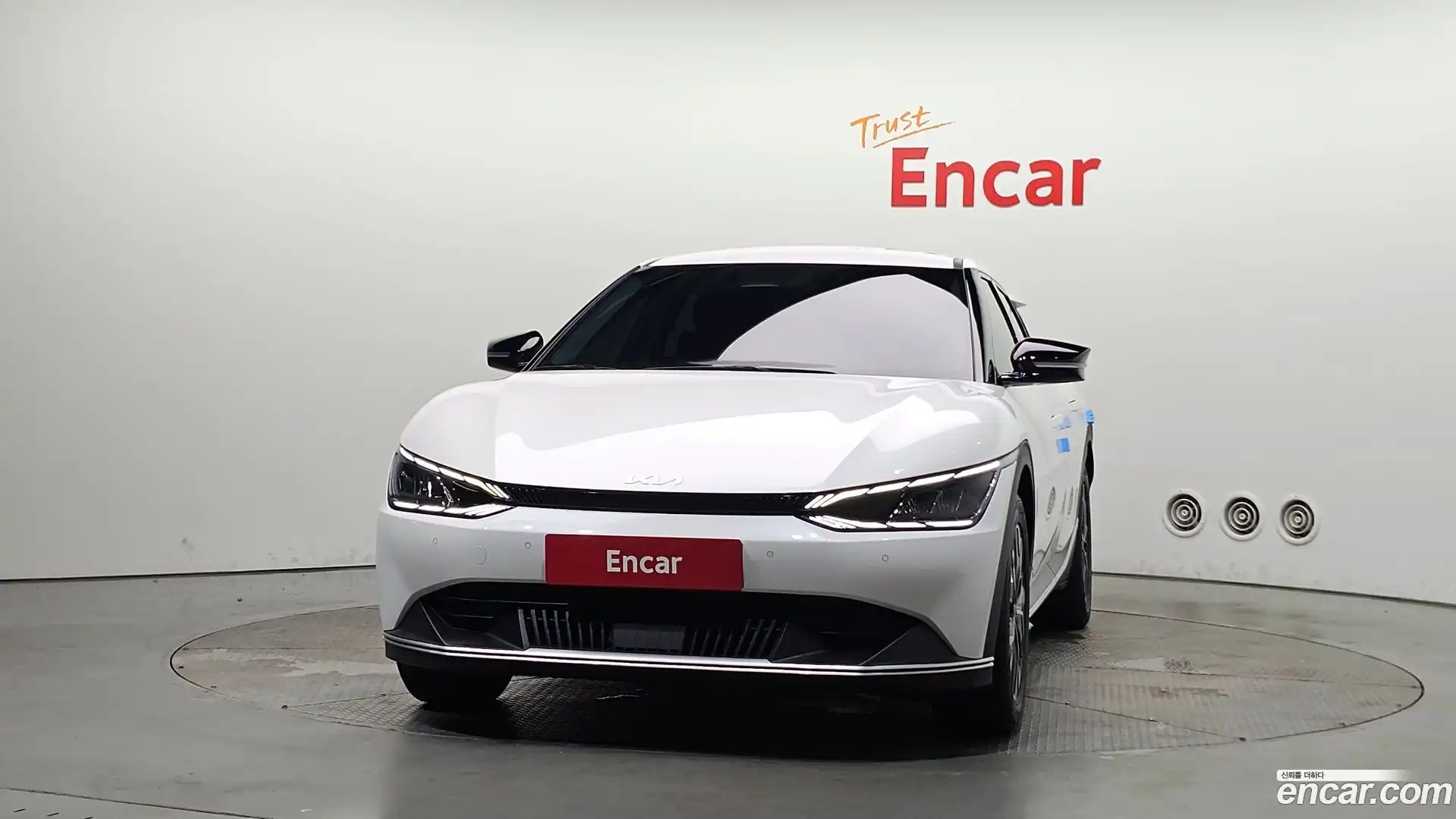 EV6 Kia 2023.10-OUTER-003