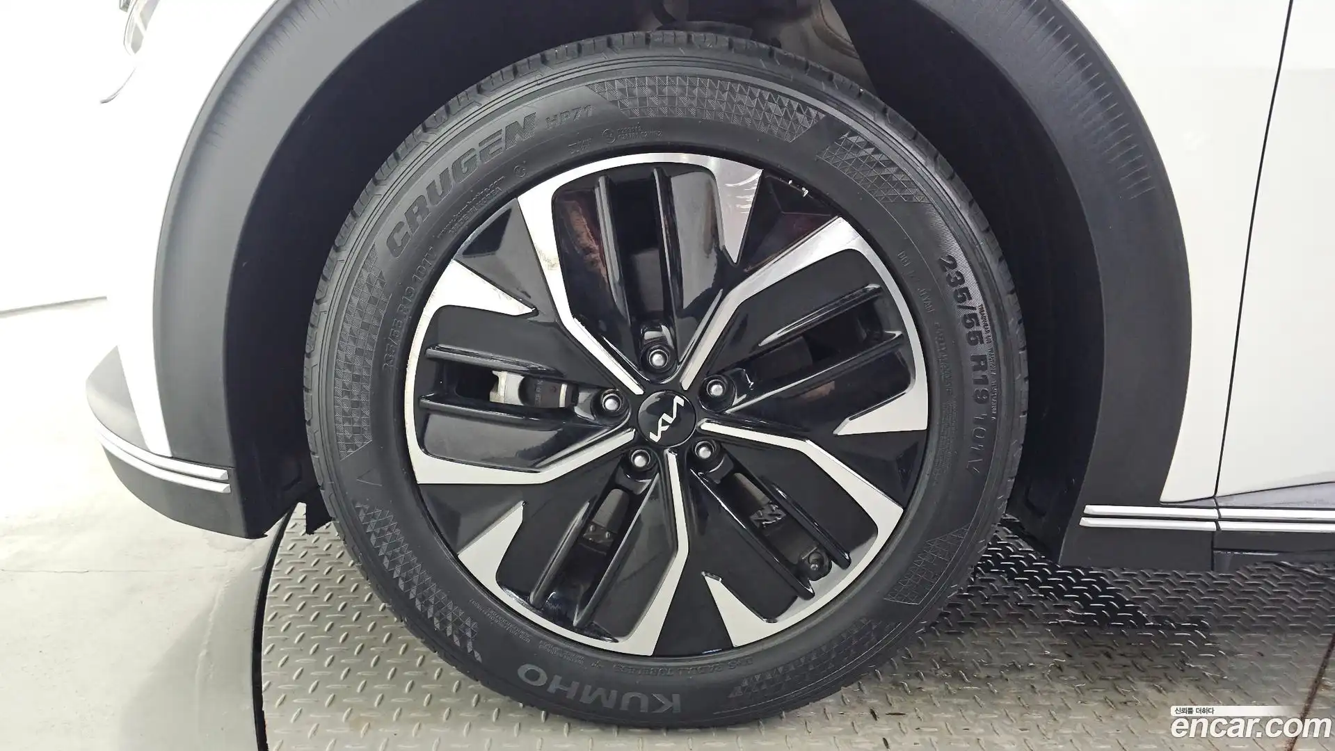 EV6 Kia 2023.10-OUTER-005