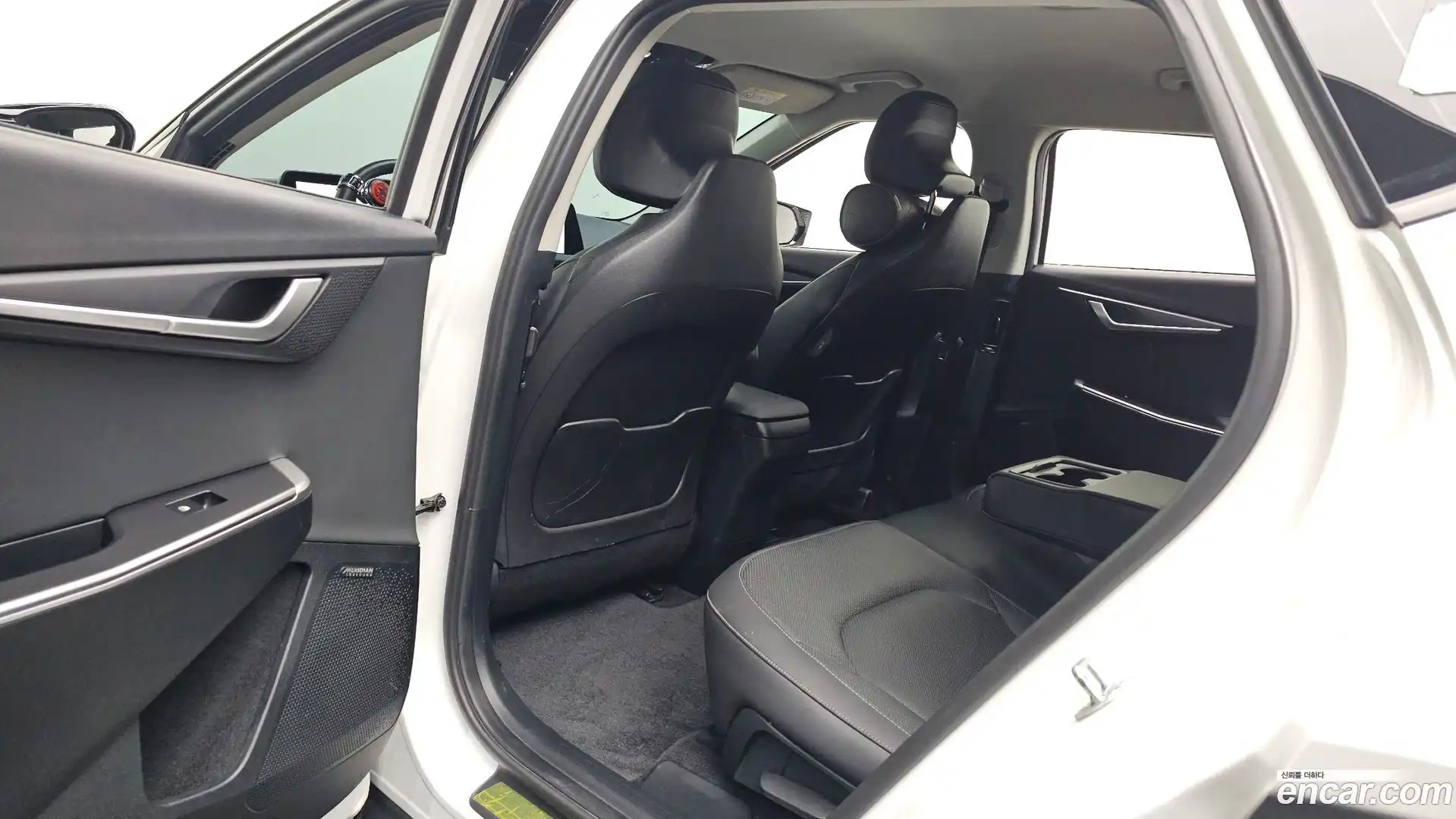 EV6 Kia 2023.10-OPTION-015
