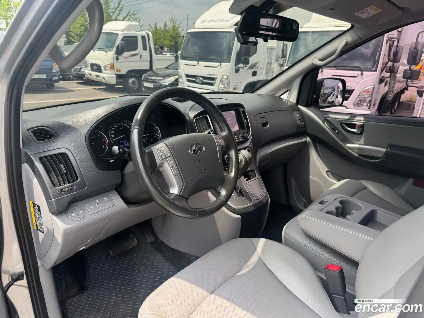 Starex Hyundai 2020.9-OPTION-021