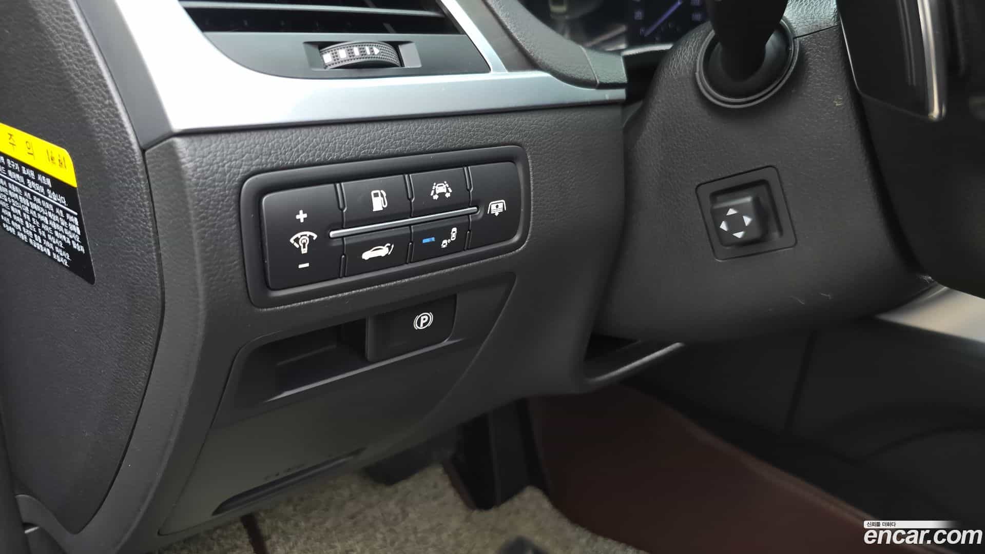 G80 Genesis 2018.0-OPTION-021