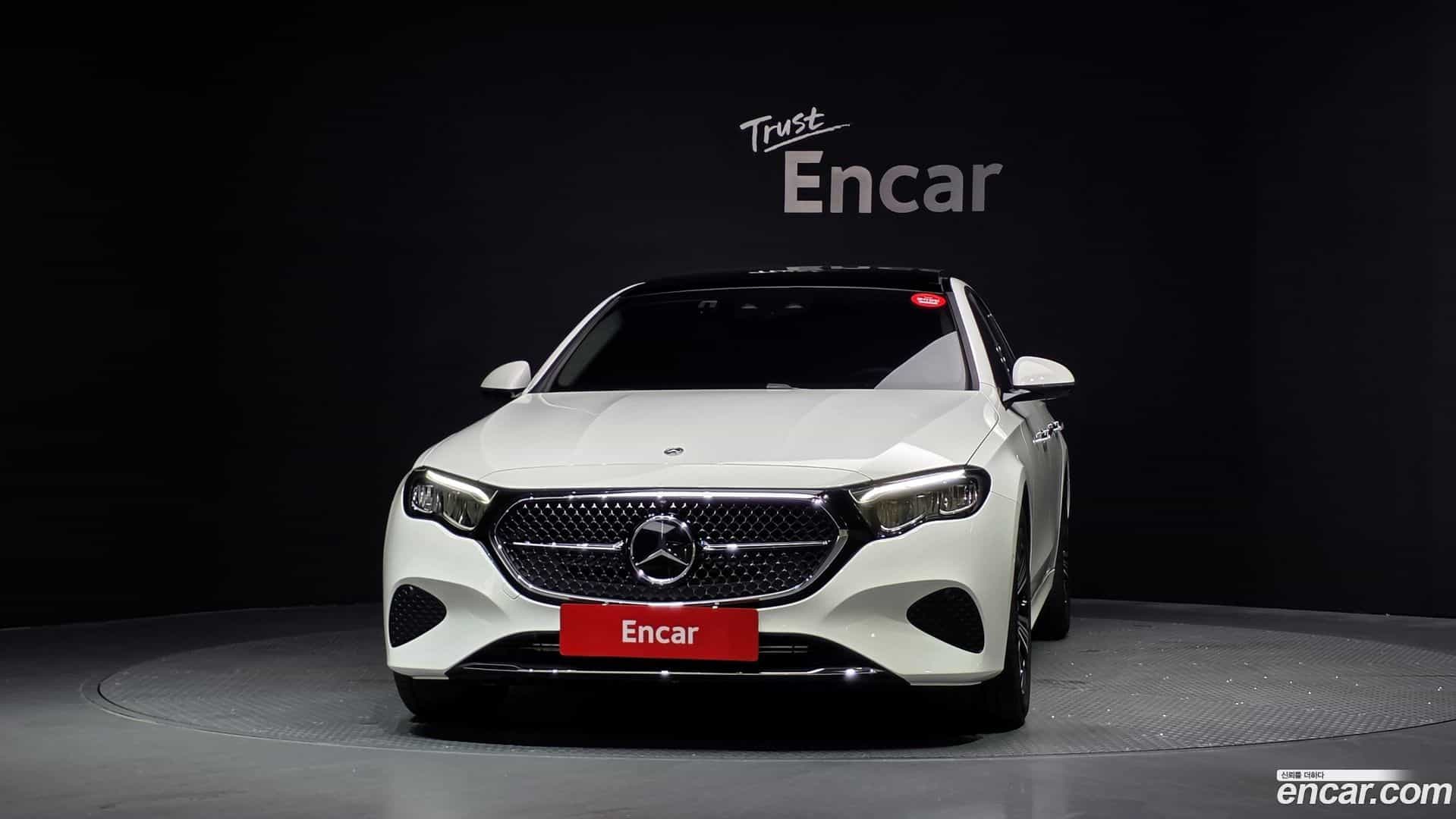 E-Class Mercedes-Benz 2025.1-OUTER-003