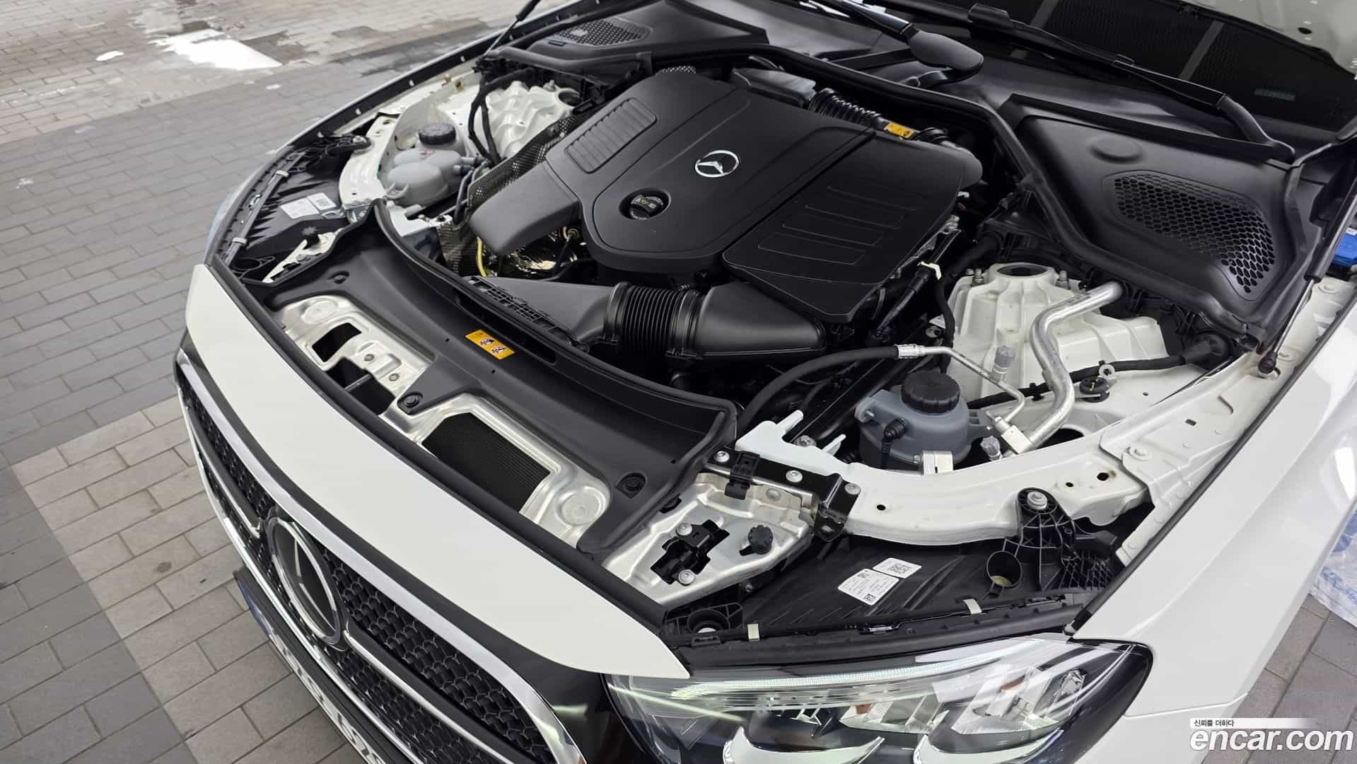 E-Class Mercedes-Benz 2025.1-OUTER-006