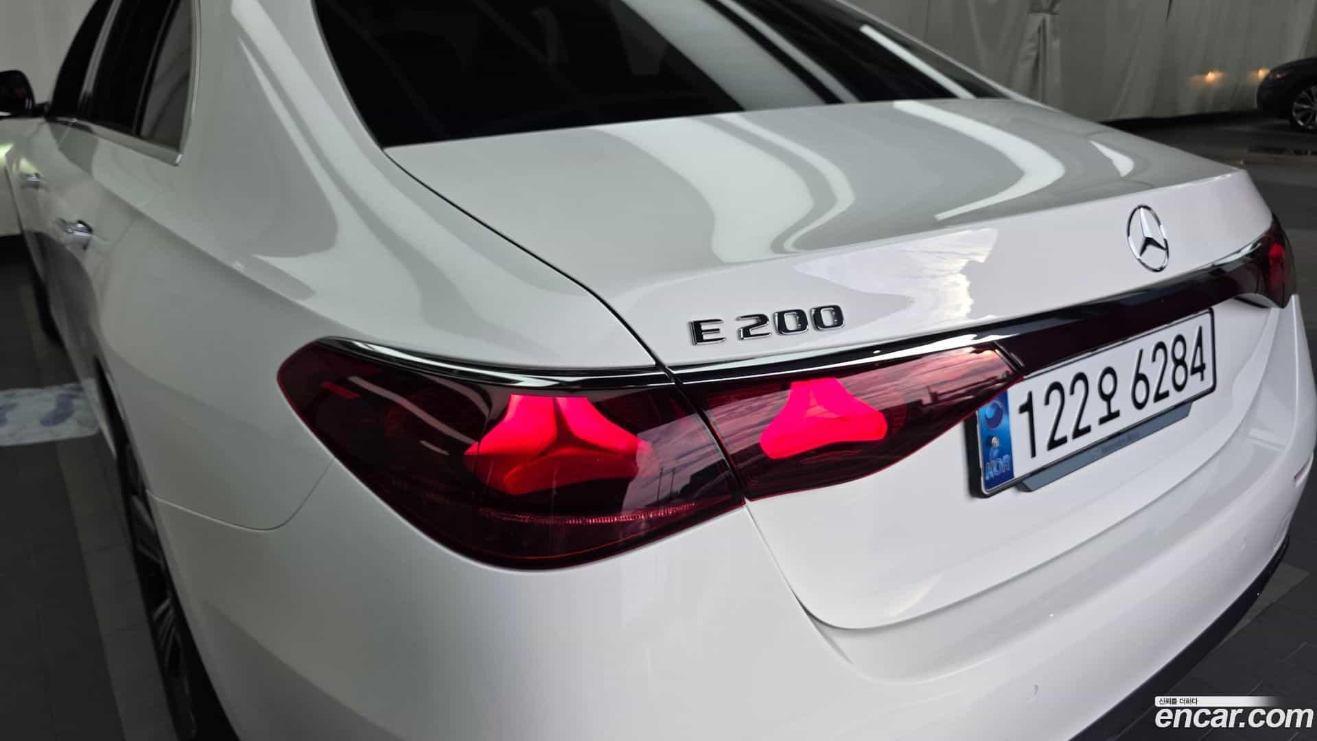 E-Class Mercedes-Benz 2025.1-OUTER-033