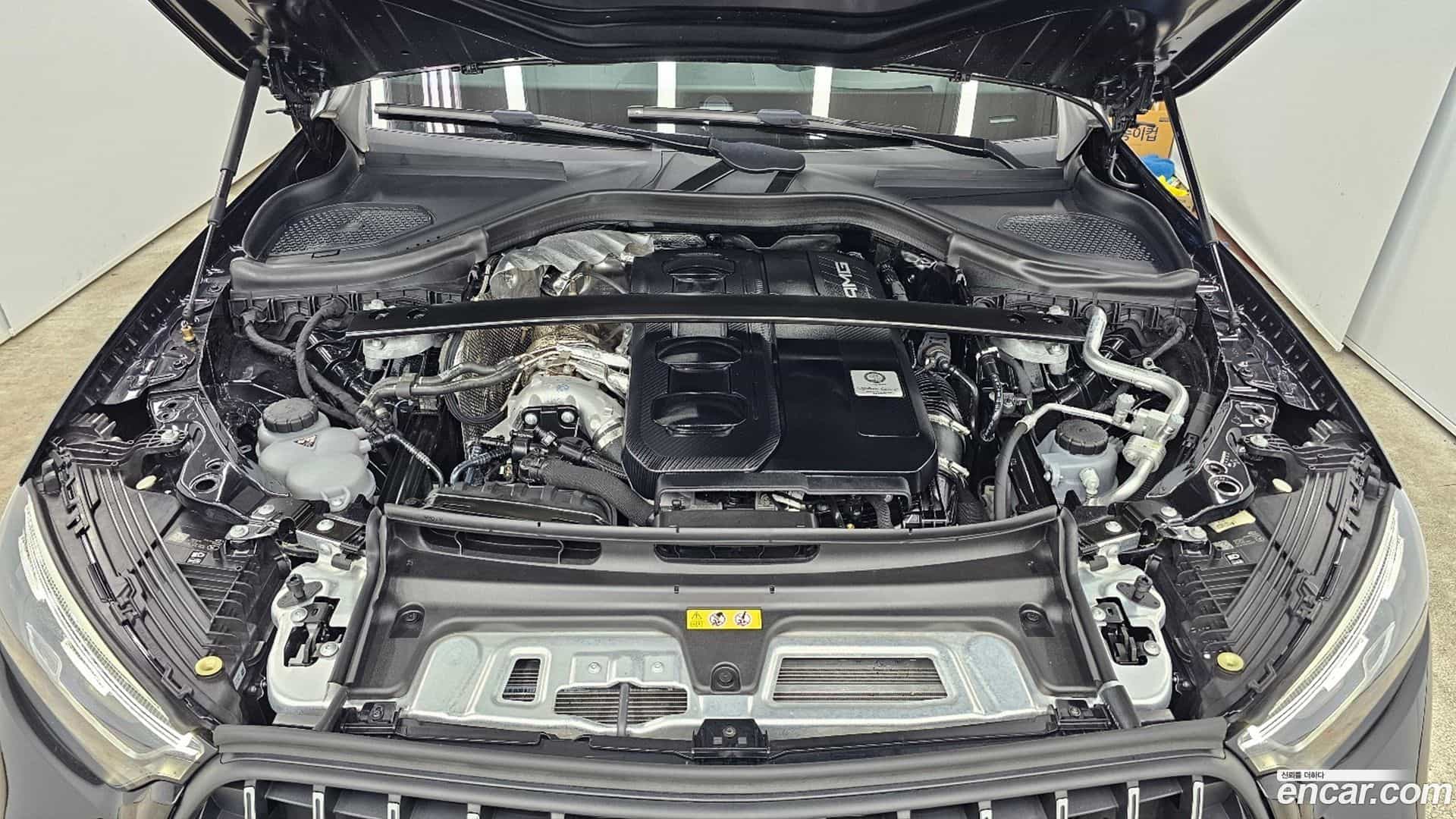 GLC-Class Mercedes-Benz 2025.8-OUTER-006