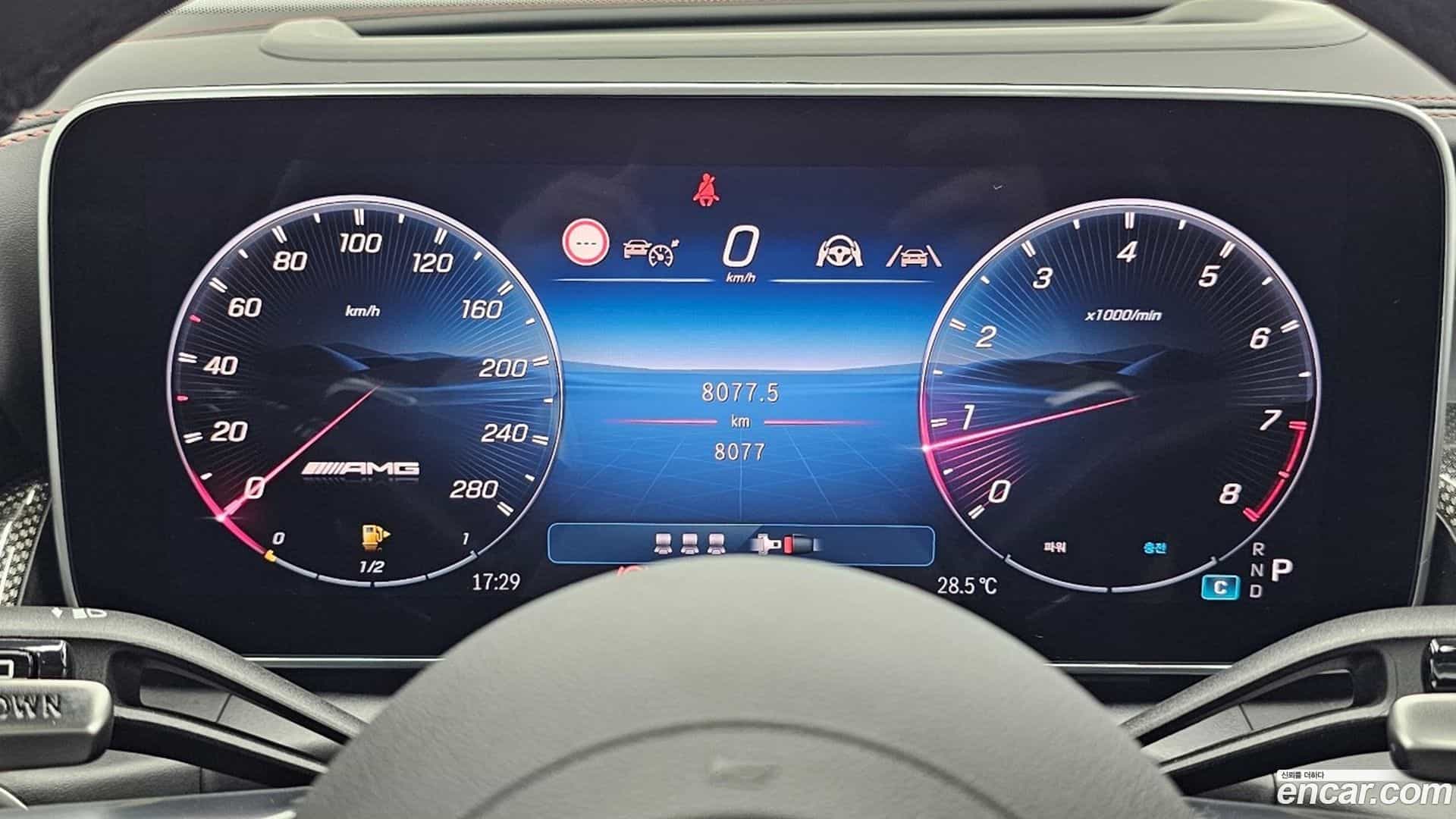 GLC-Class Mercedes-Benz 2025.8-INNER-008