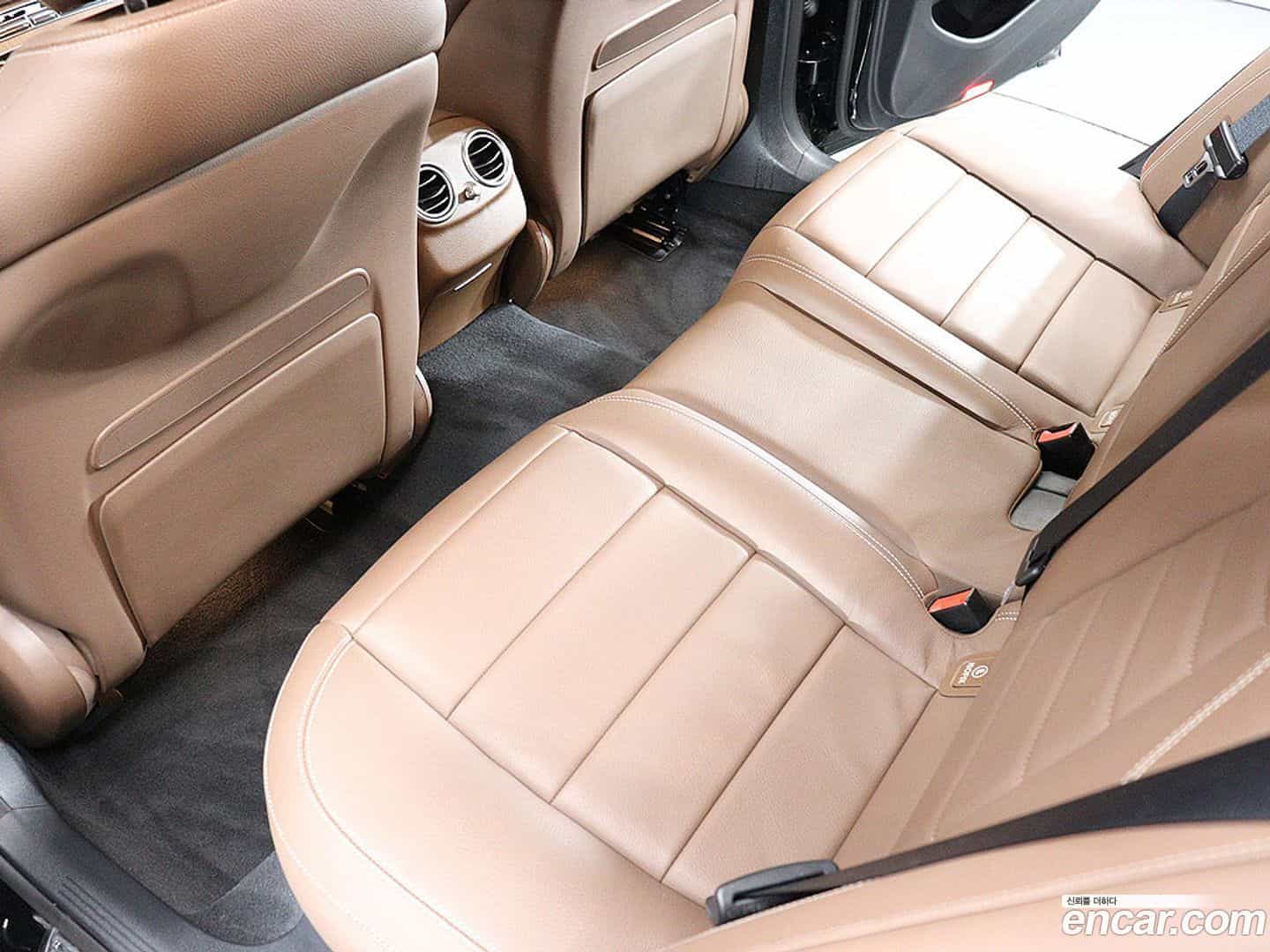 E-Class Mercedes-Benz 2022.2-OPTION-019