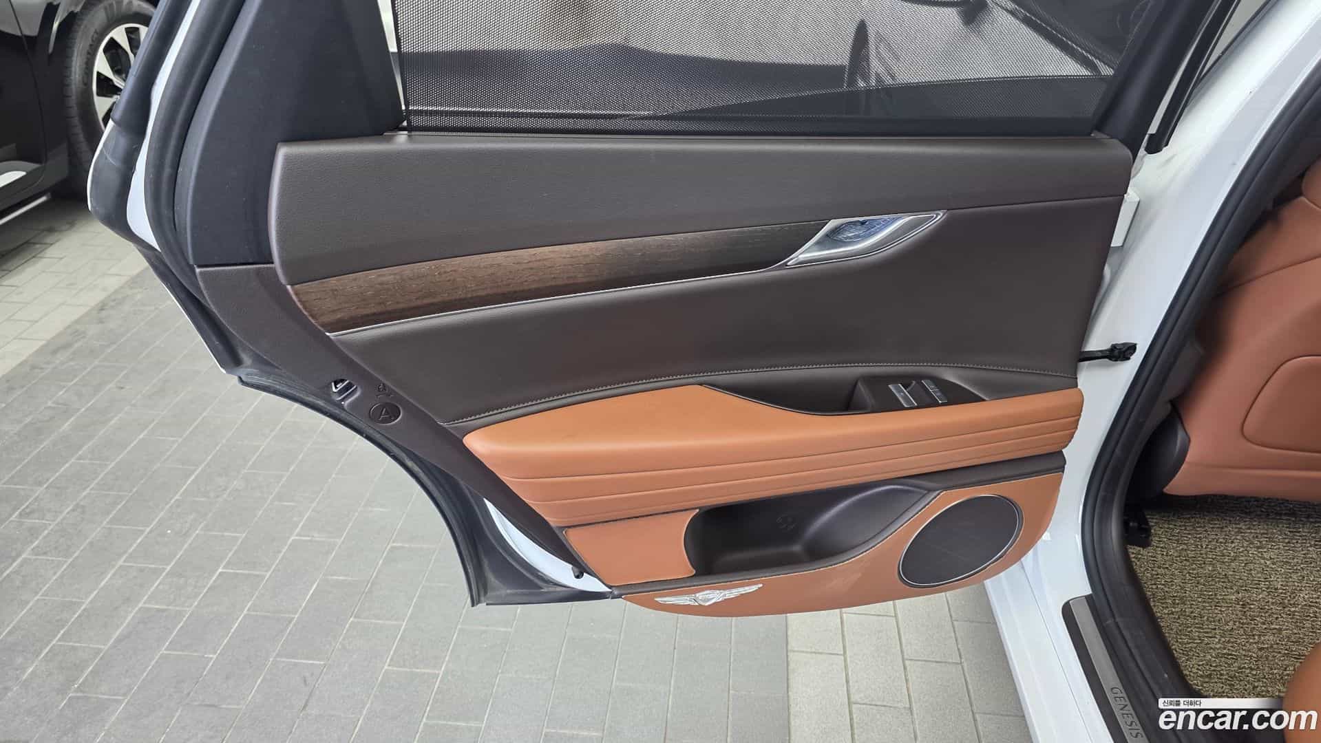 G80 Genesis 2021.7-INNER-035