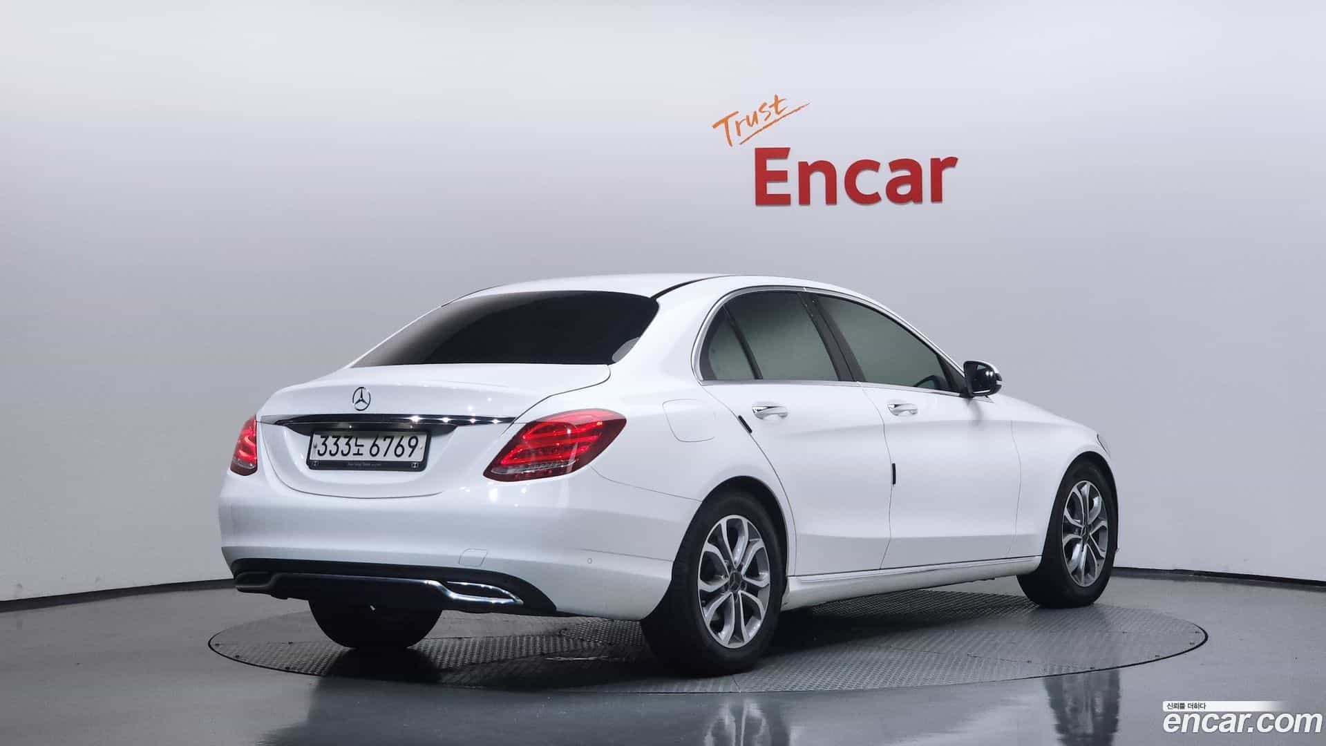 C-Class Mercedes-Benz 2016.1-OUTER-002
