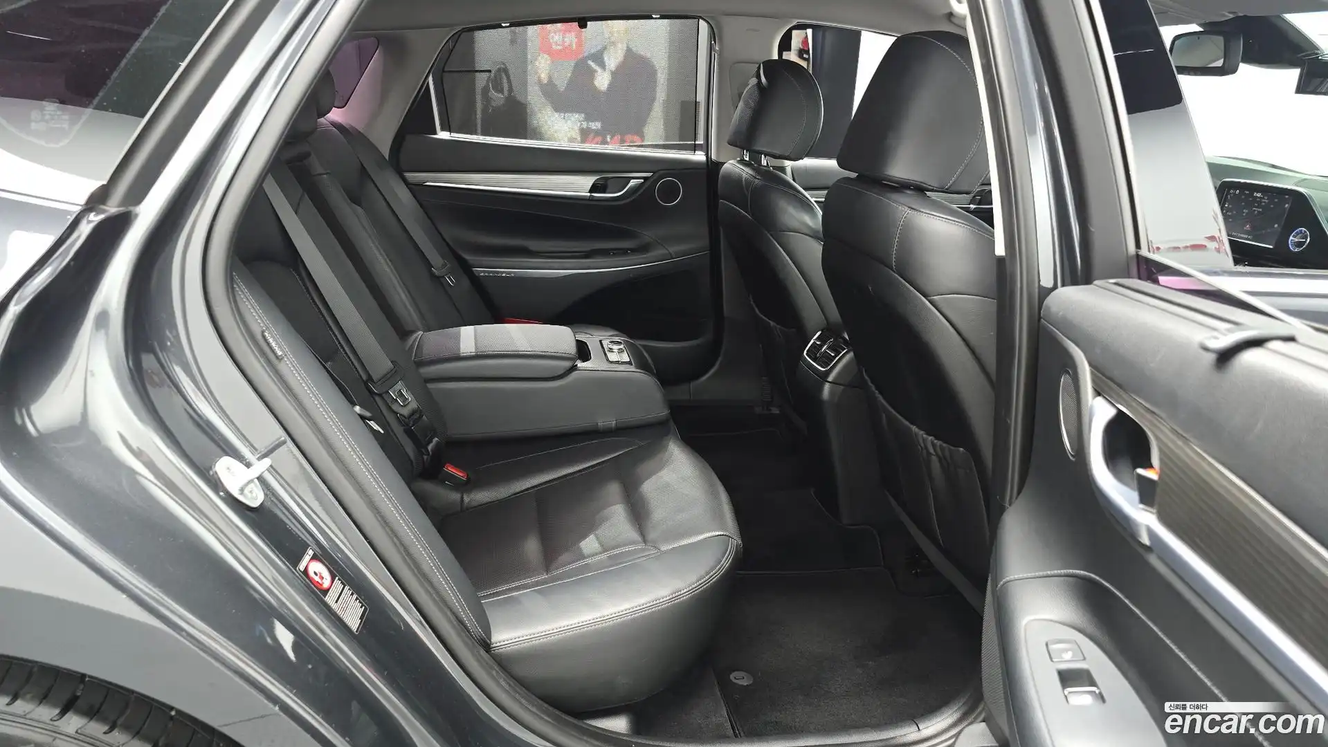 Grandeur Hyundai 2017.2-OPTION-016