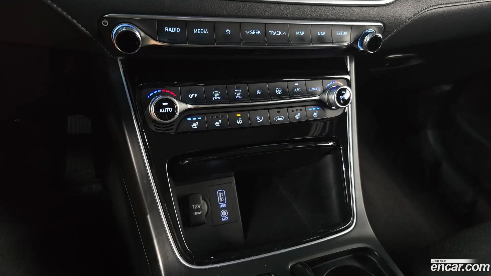 Grandeur Hyundai 2017.2-OPTION-044