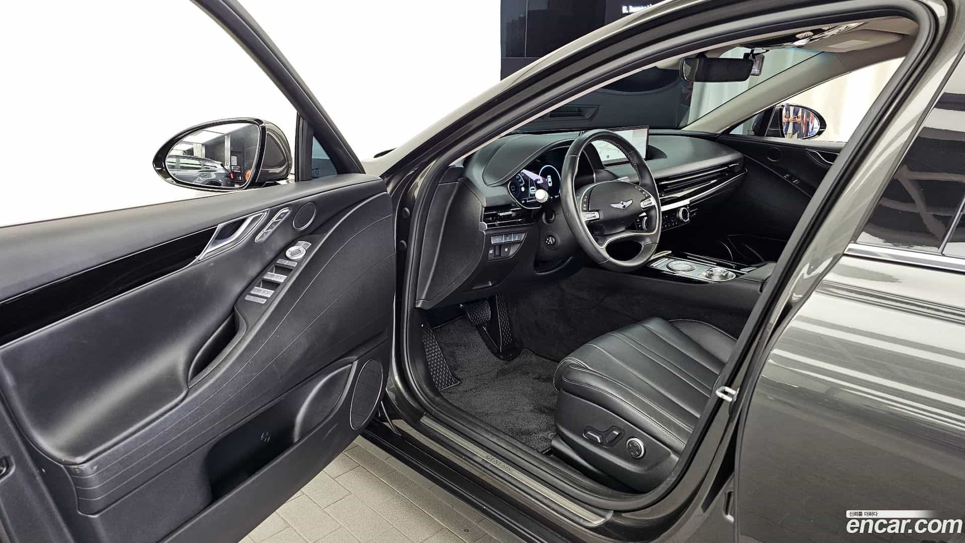 G80 Genesis 2022.4-INNER-010