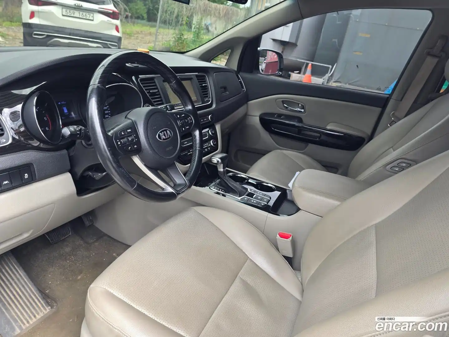 Canival Kia 2019.1-INNER-008