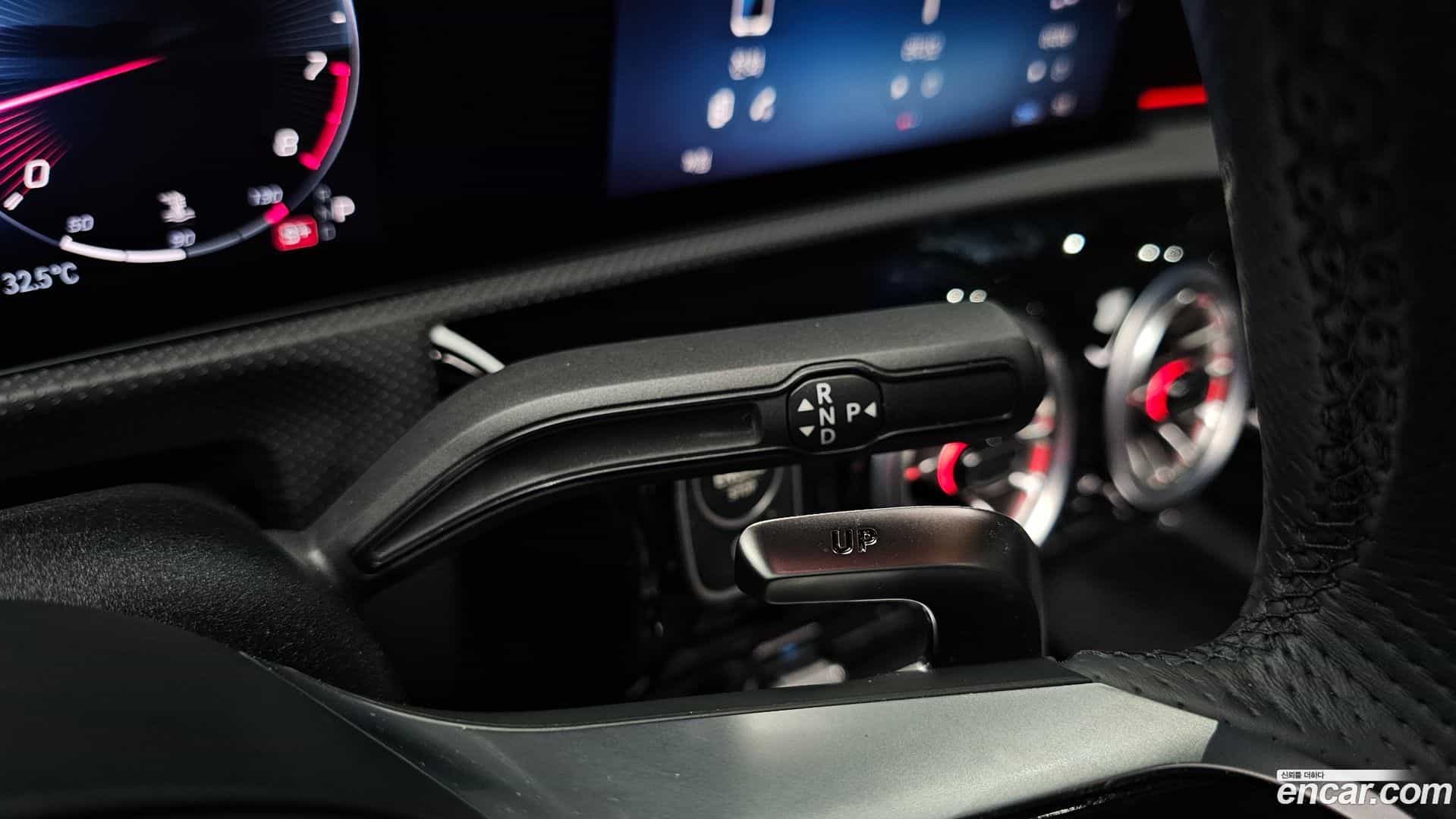 A-Class Mercedes-Benz 2025.2-INNER-009