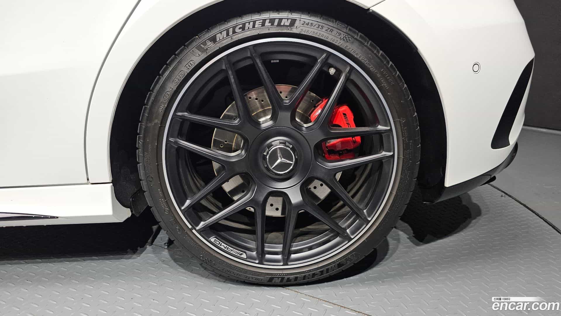 A-Class Mercedes-Benz 2025.2-OUTER-031