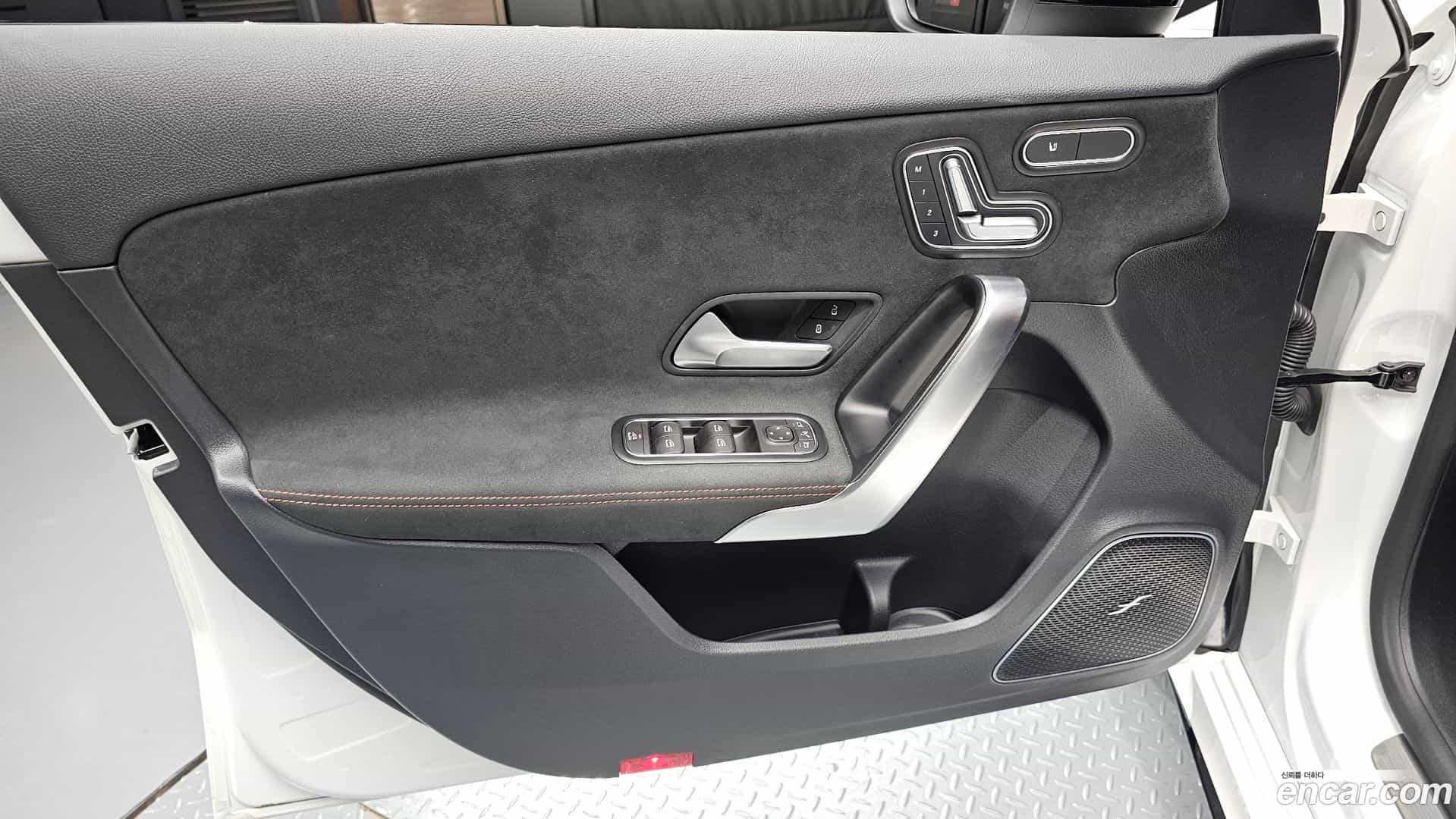 A-Class Mercedes-Benz 2025.2-INNER-034