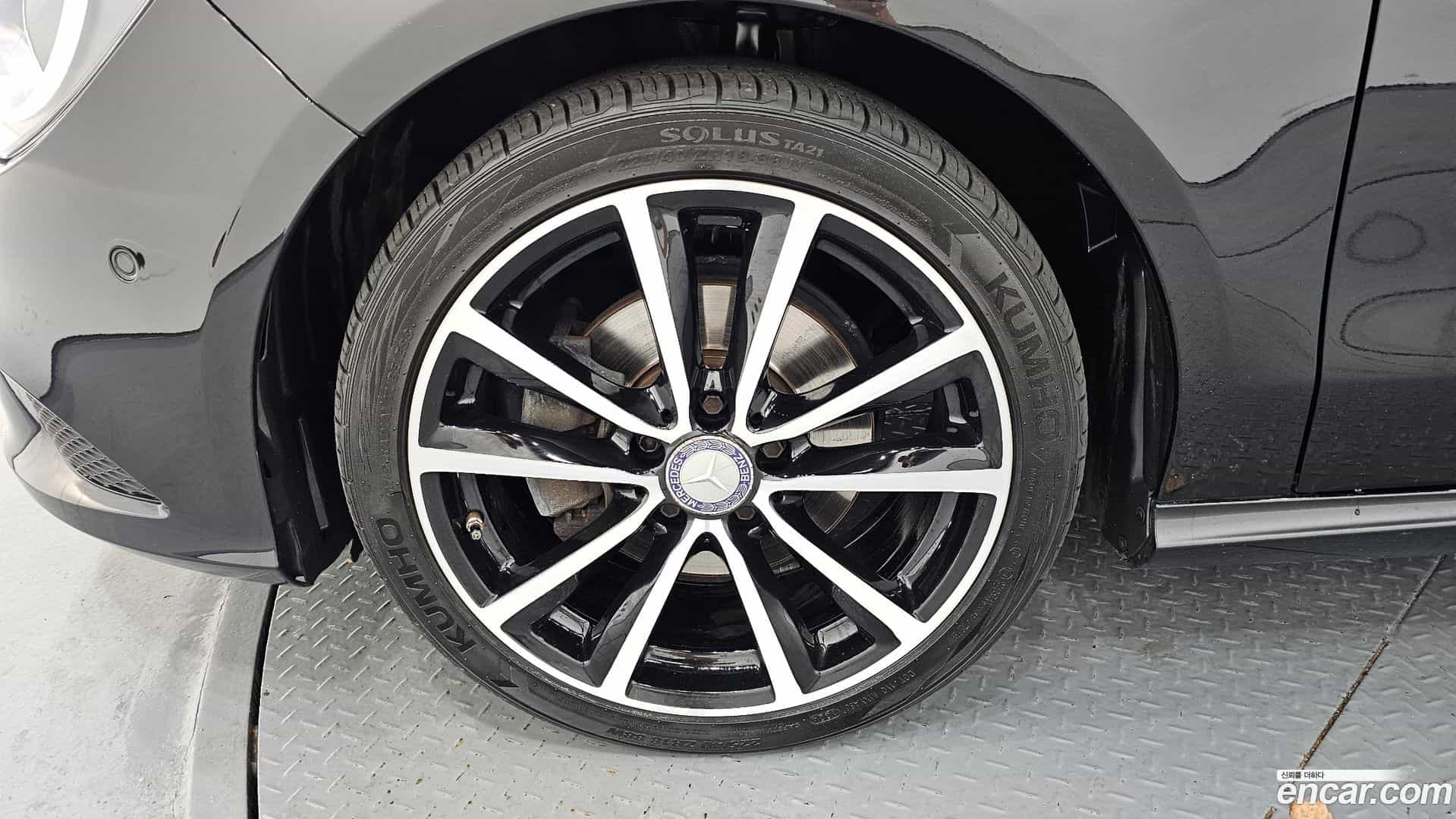 CLA-Class Mercedes-Benz 2015.5-OUTER-005