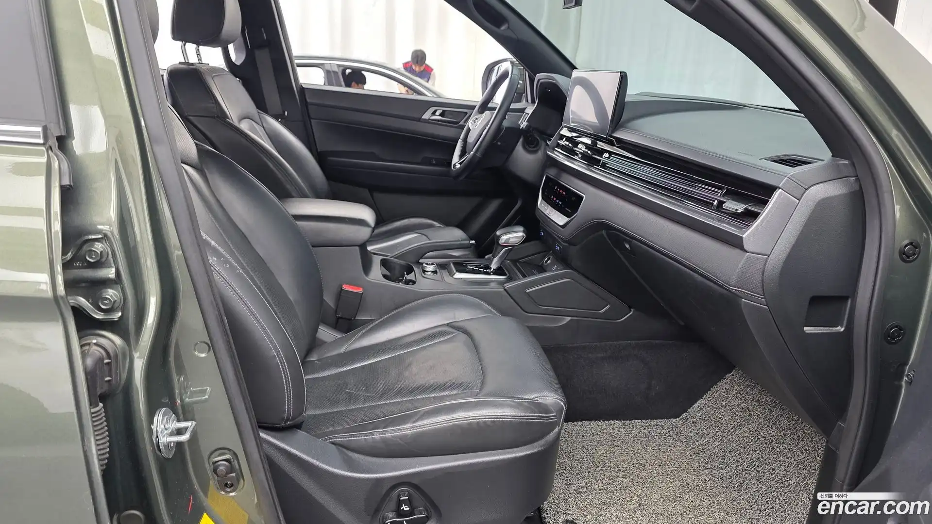 Rexton KG Mobility 2023.9-INNER-036