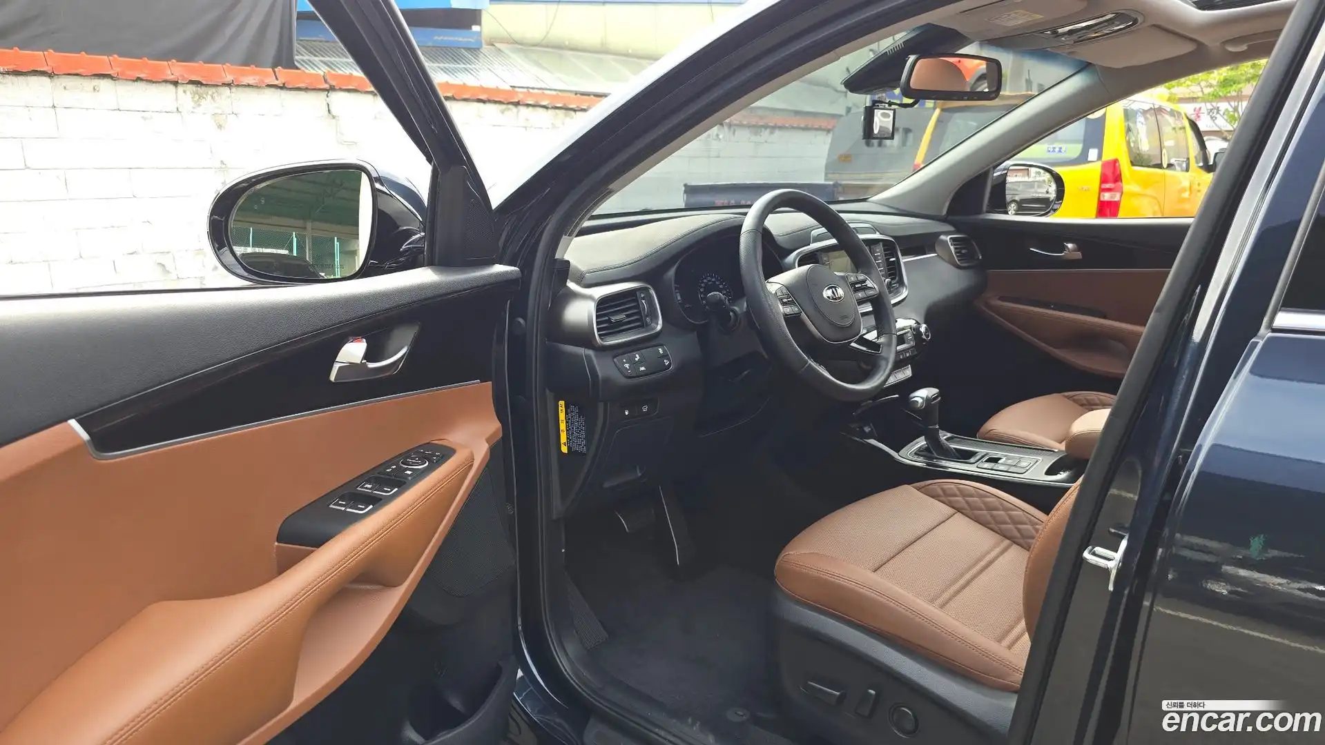 Sorento Kia 2019.5-INNER-010