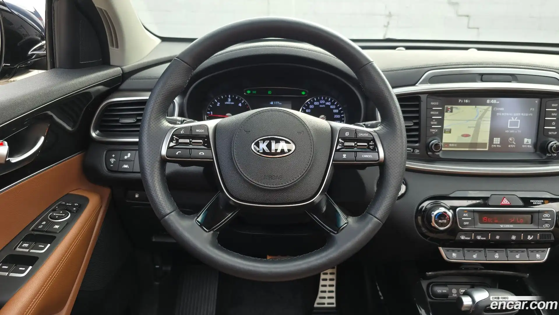 Sorento Kia 2019.5-OPTION-017
