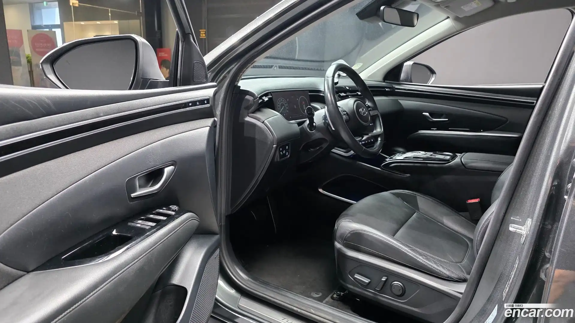 Tucson Hyundai 2021.1-INNER-010