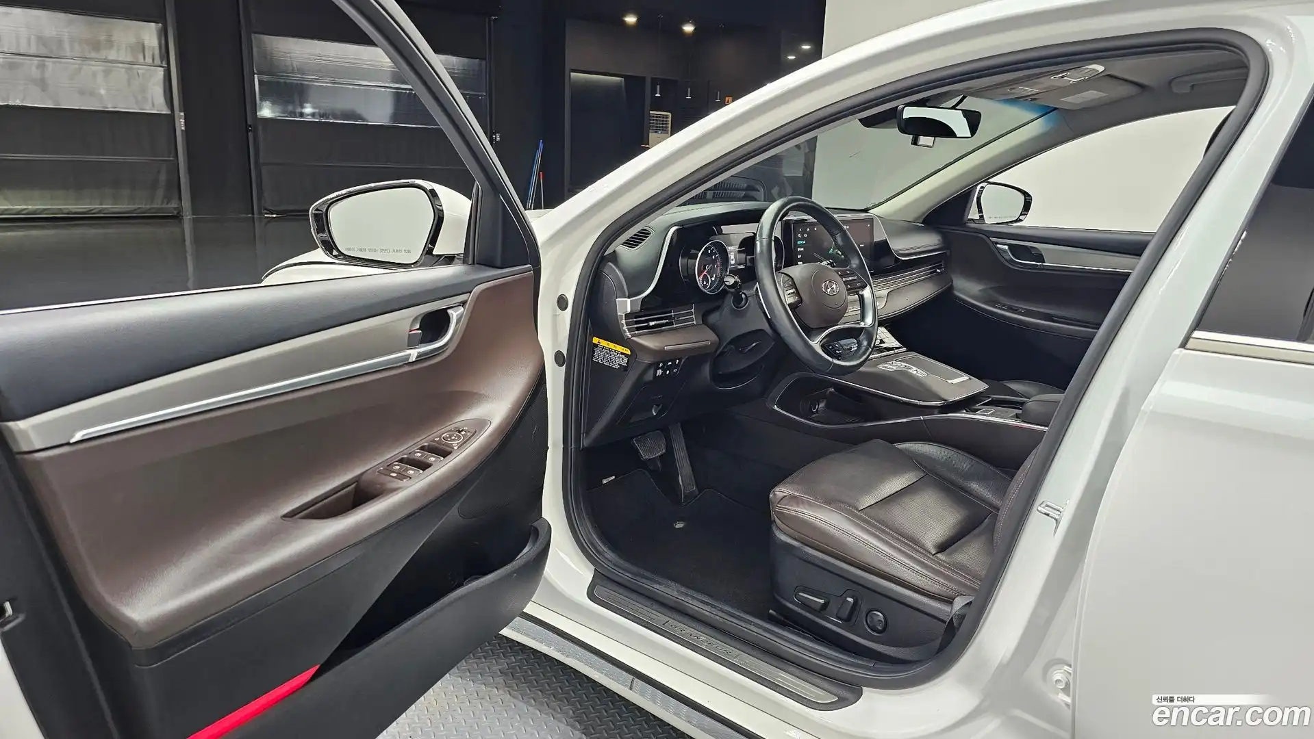 Grandeur Hyundai 2020.4-INNER-010