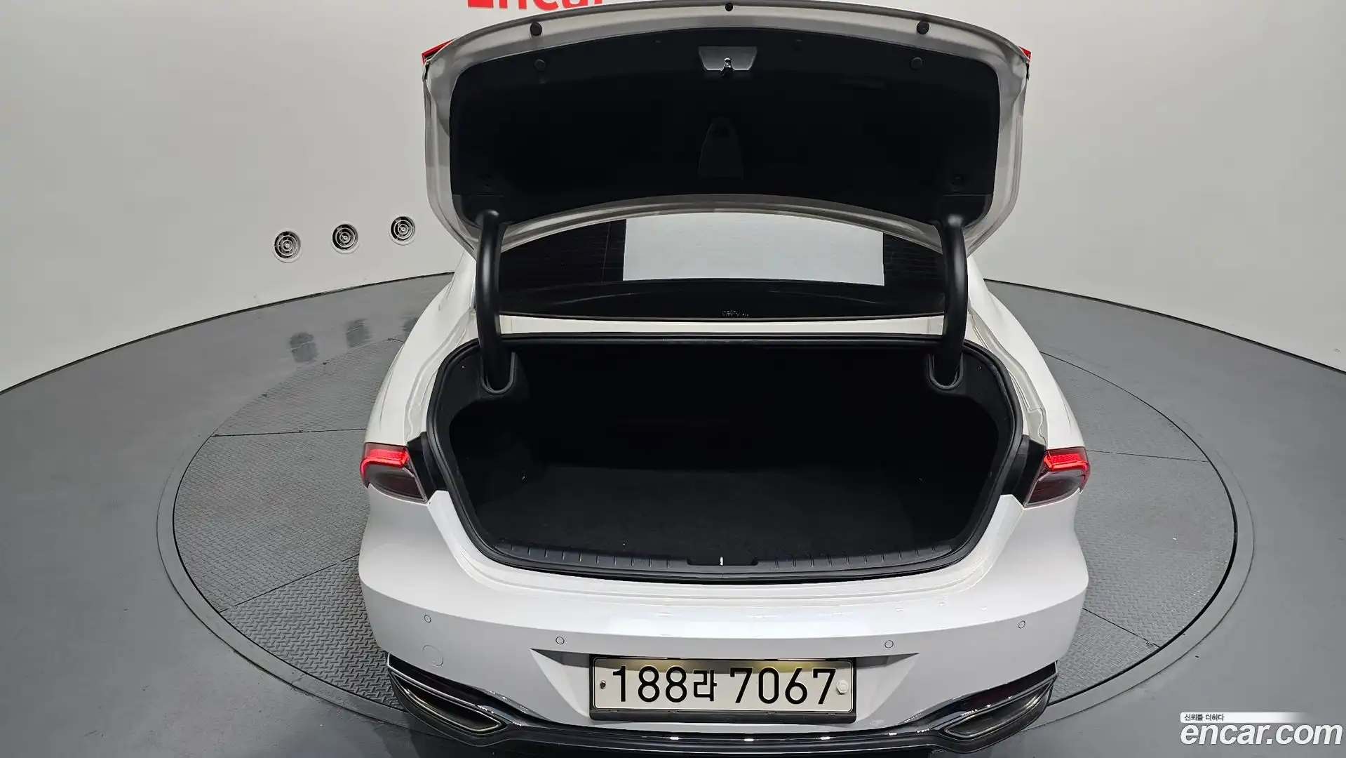 Grandeur Hyundai 2020.4-OPTION-024