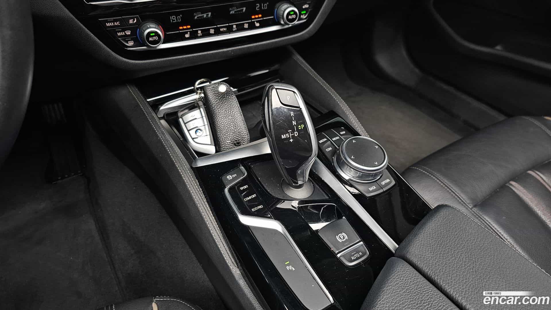 5-Series BMW 2018.5-INNER-009