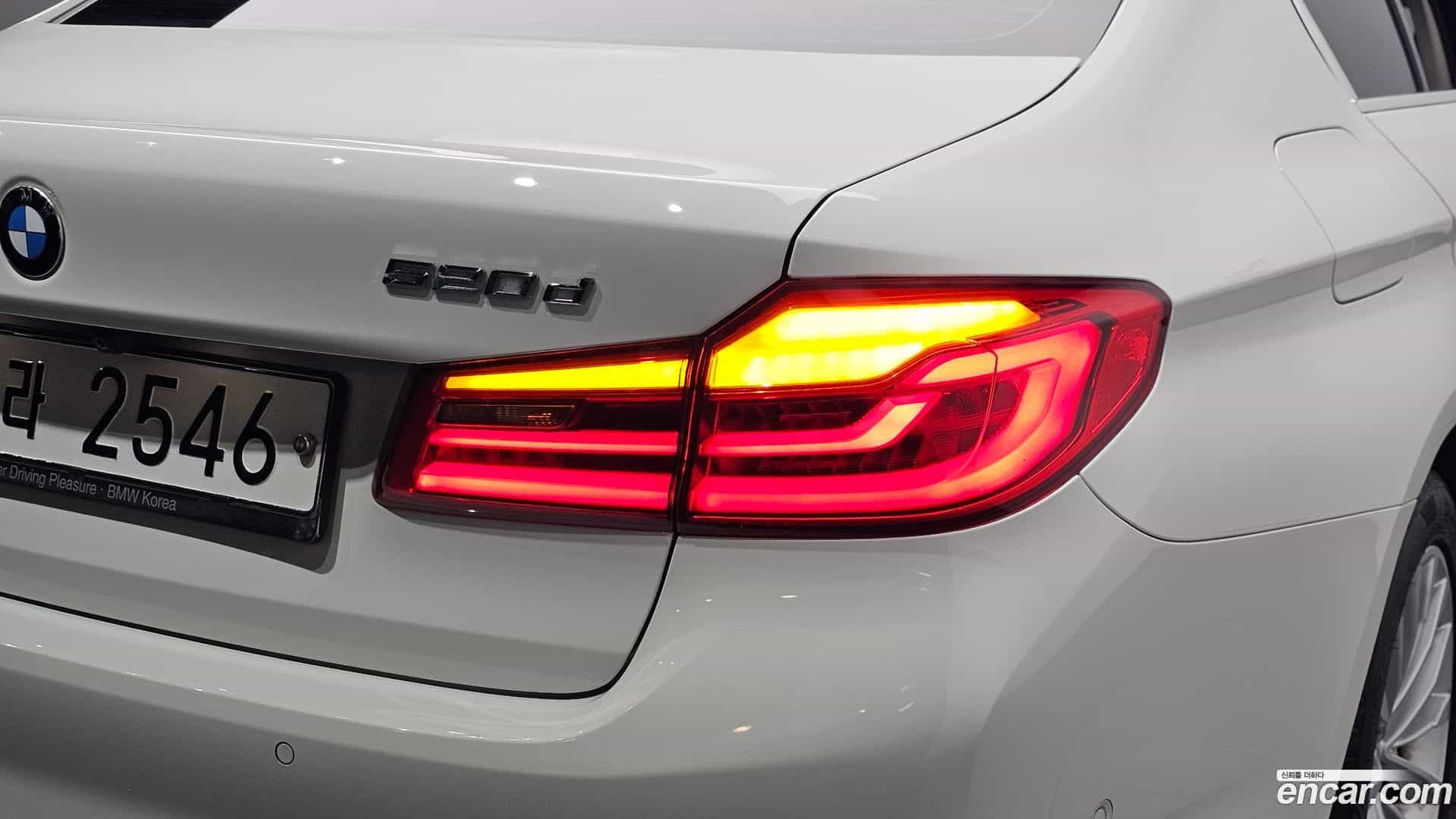 5-Series BMW 2018.5-OUTER-033