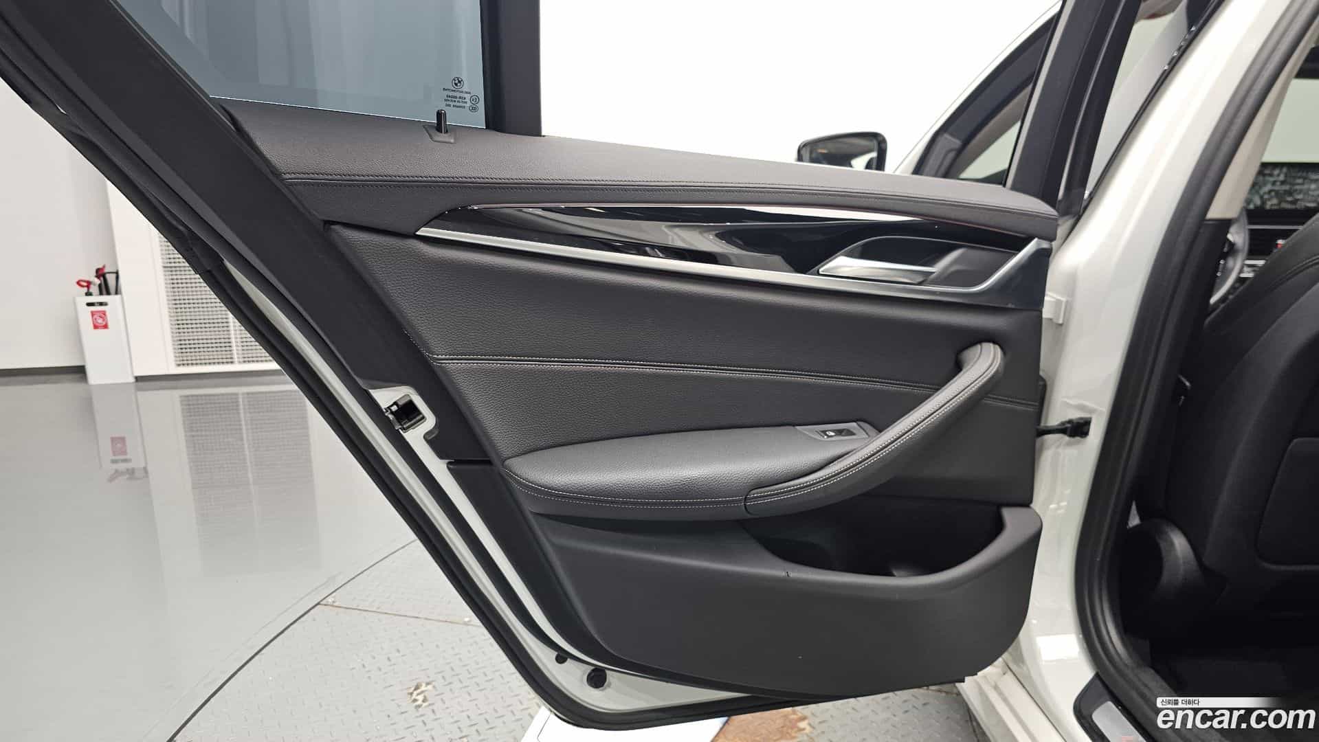 5-Series BMW 2018.5-INNER-035