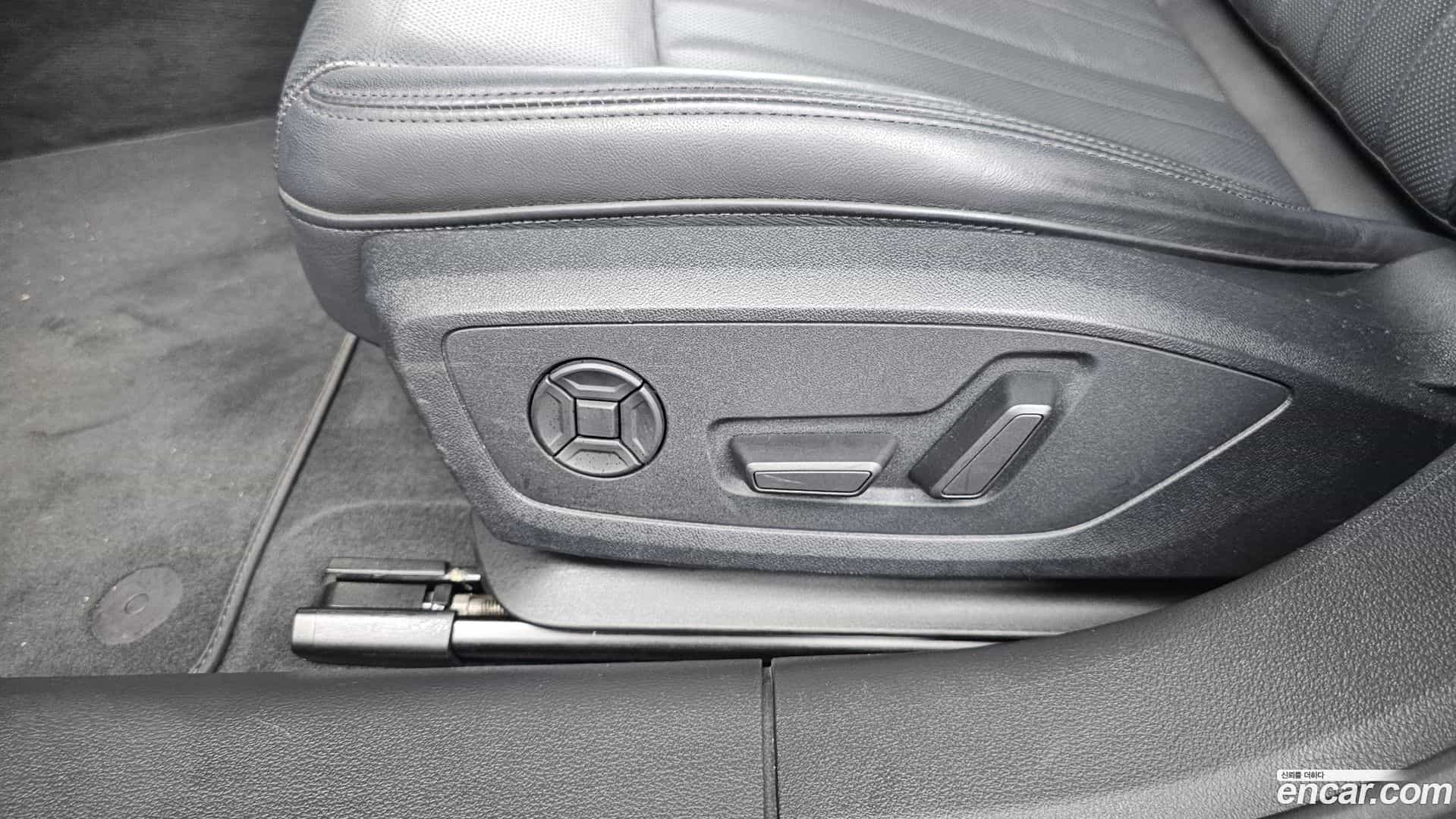 A6 Audi 2022.9-OPTION-043