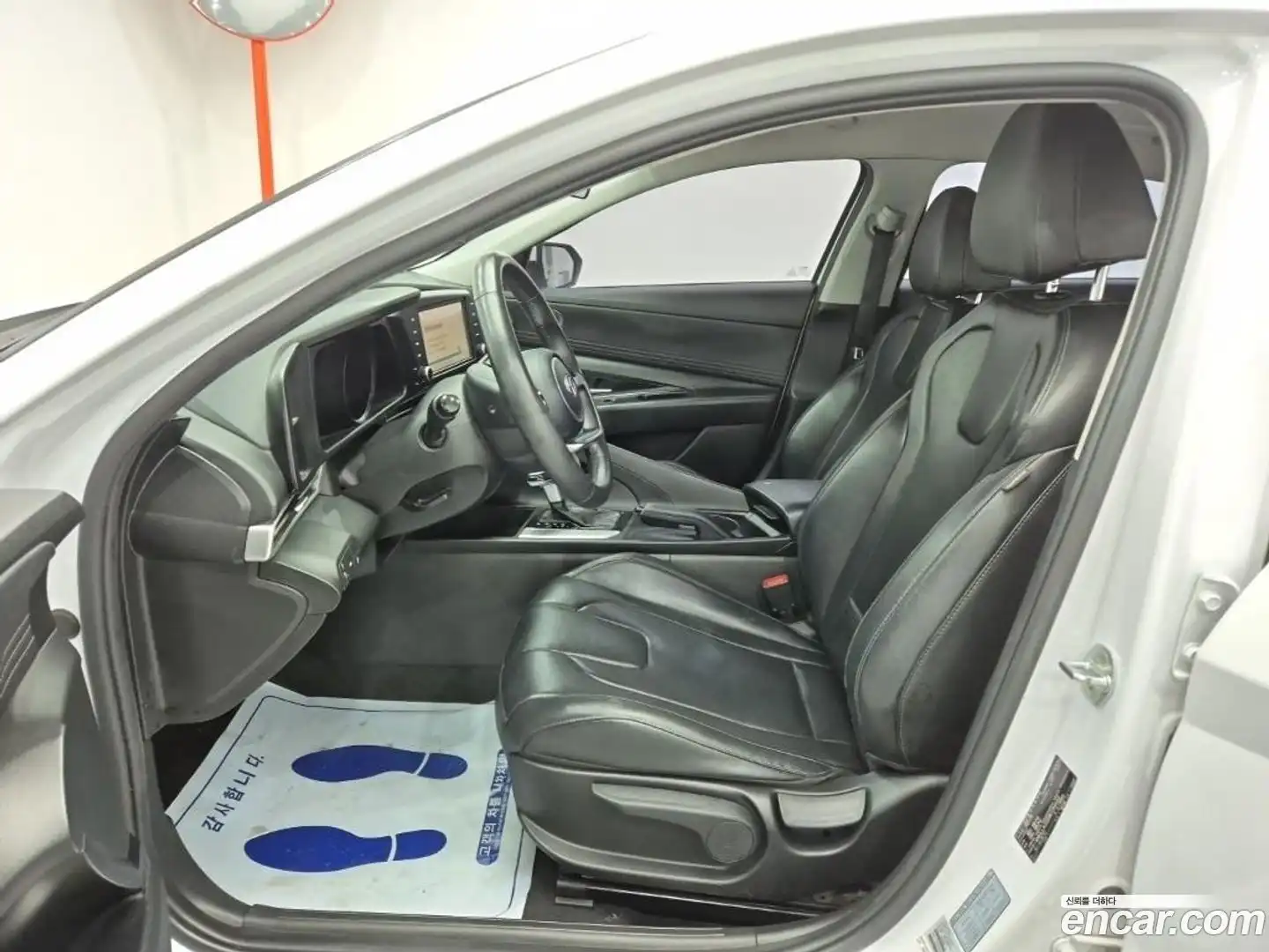 AVANTE Hyundai 2021.3-OPTION-017