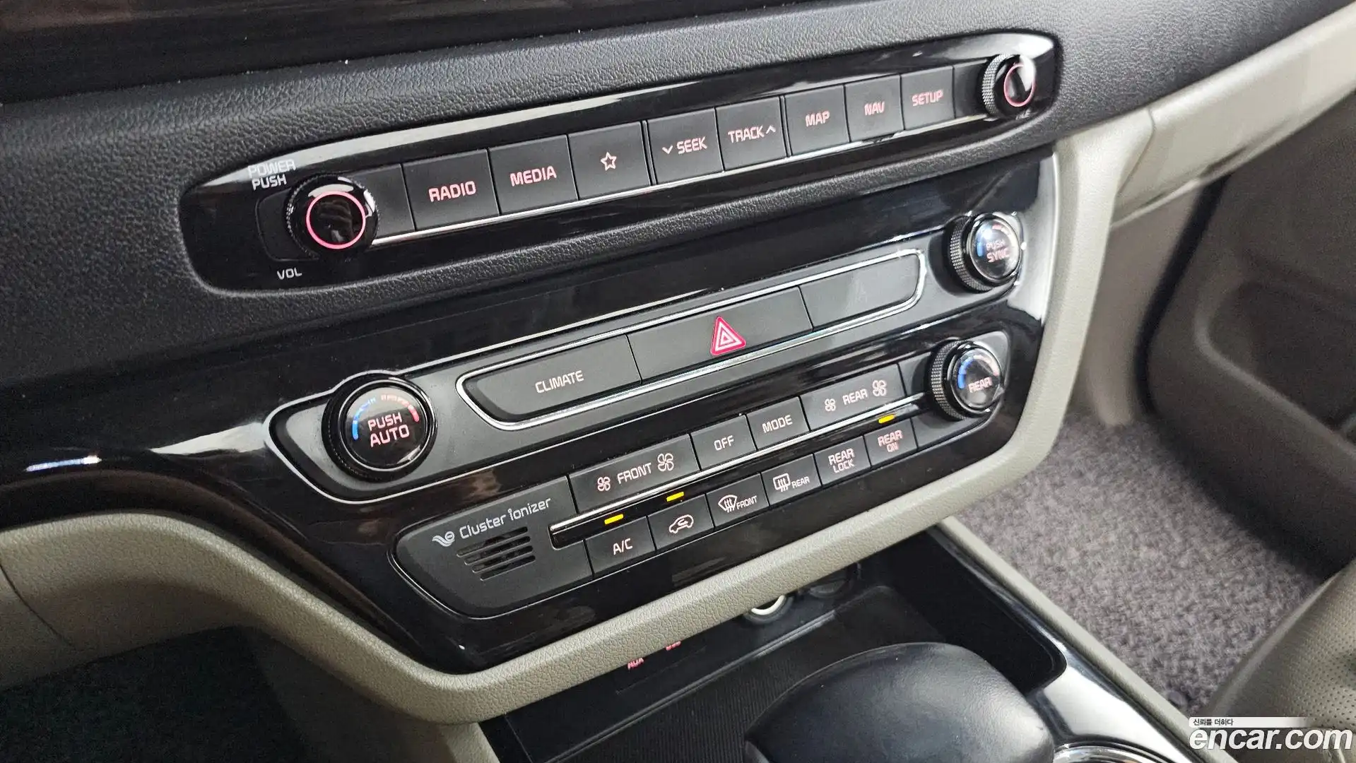 Canival Kia 2018.8-OPTION-043